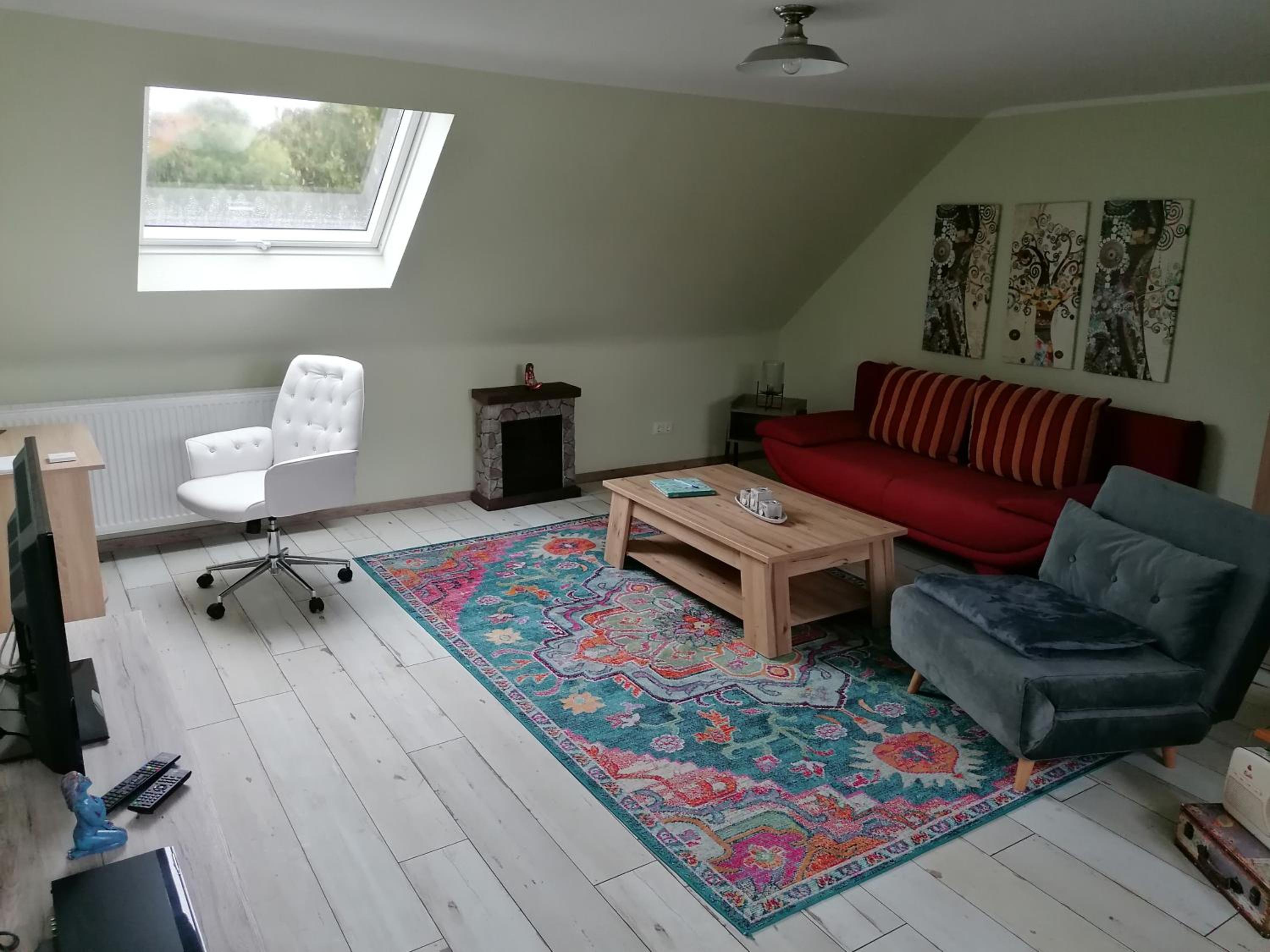 Apartment - Photo 5
