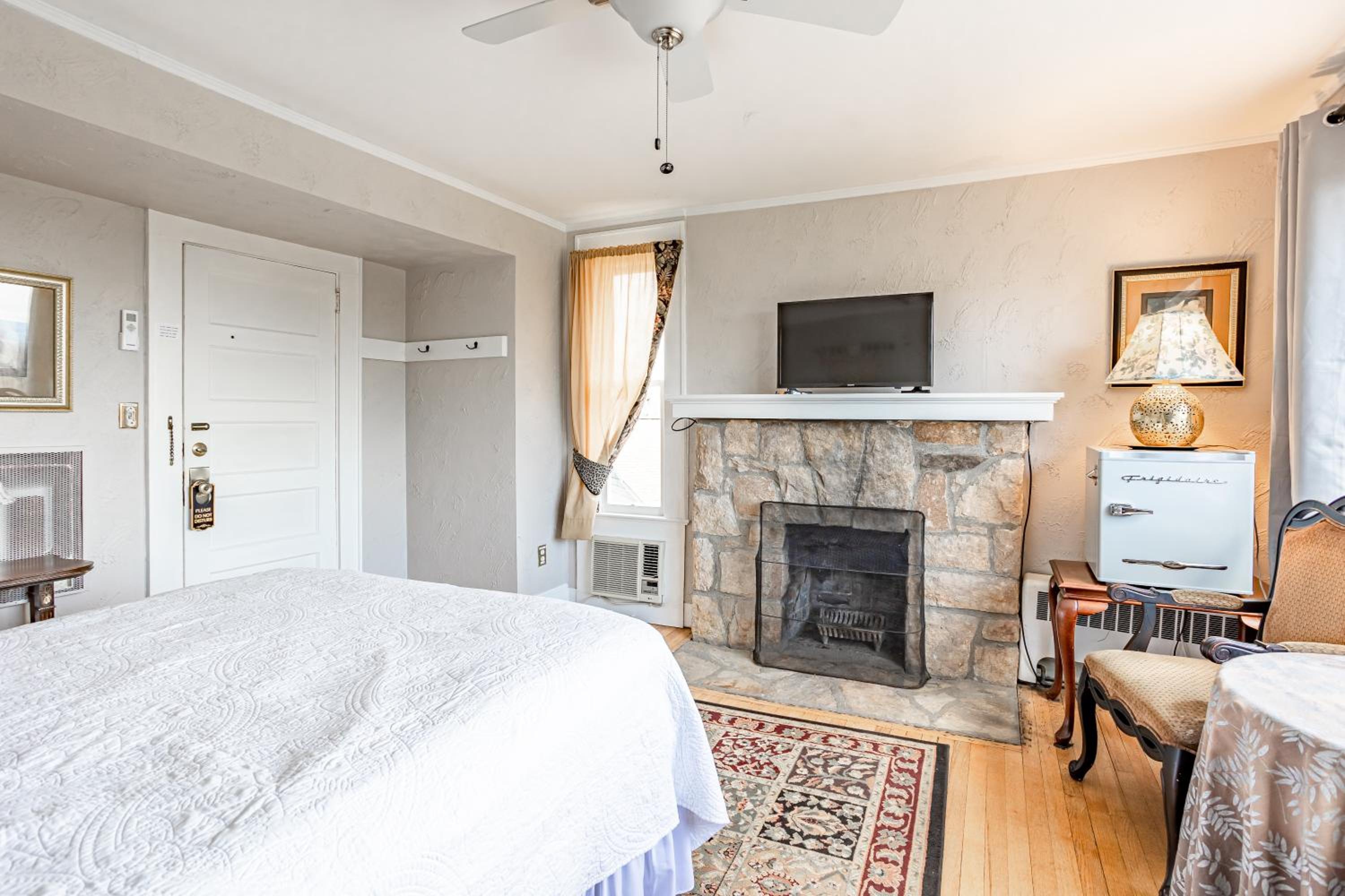Superior Queen Room