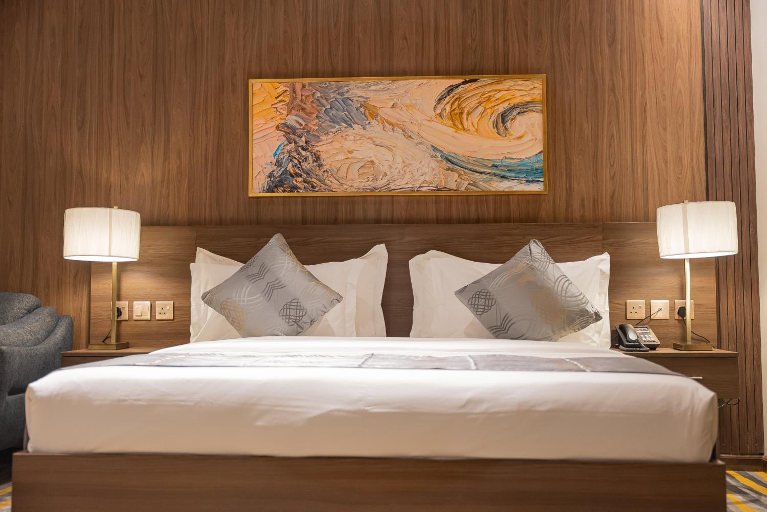 Deluxe Double Room photo 2