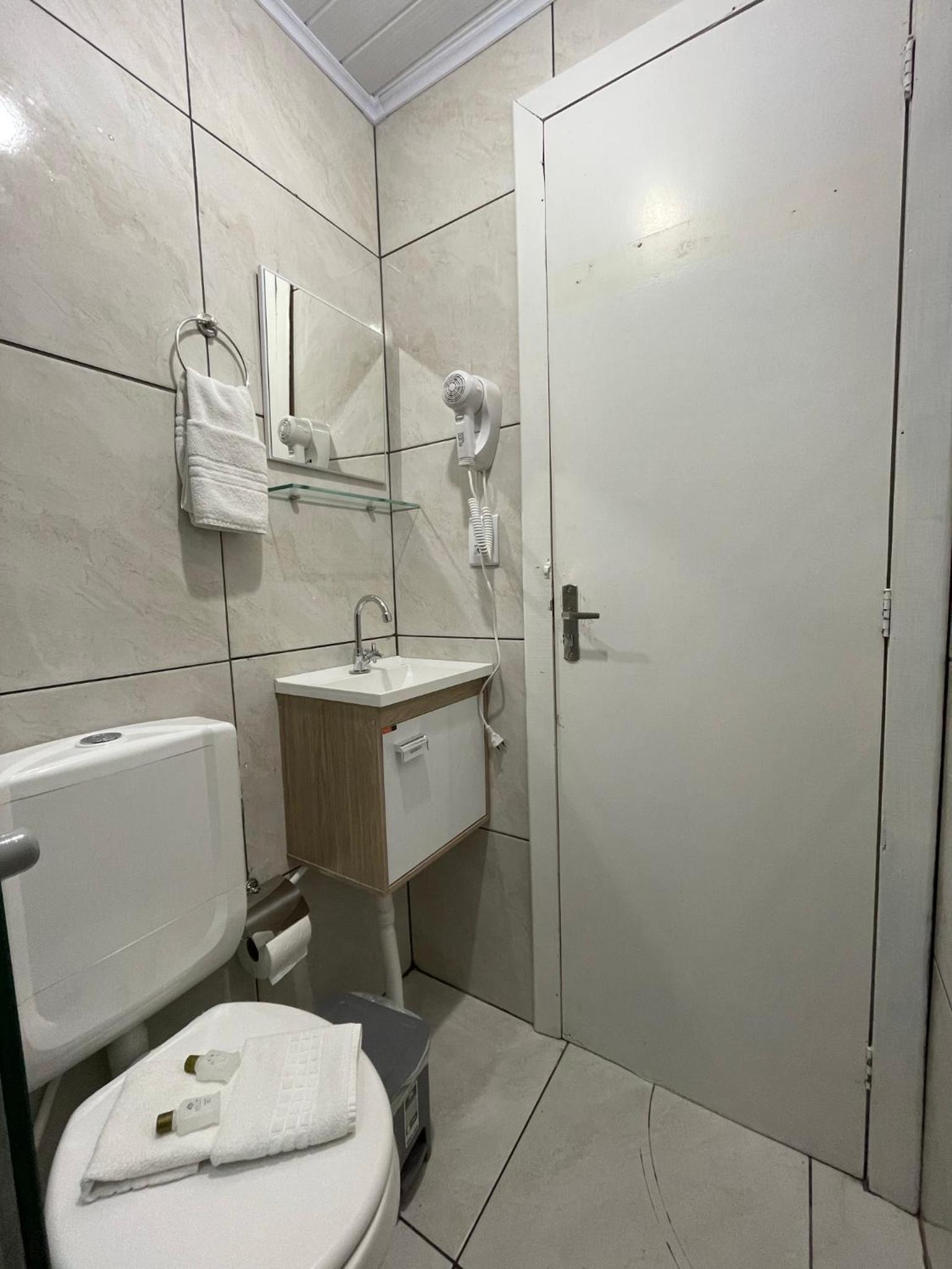 Standard Suite - Photo 7