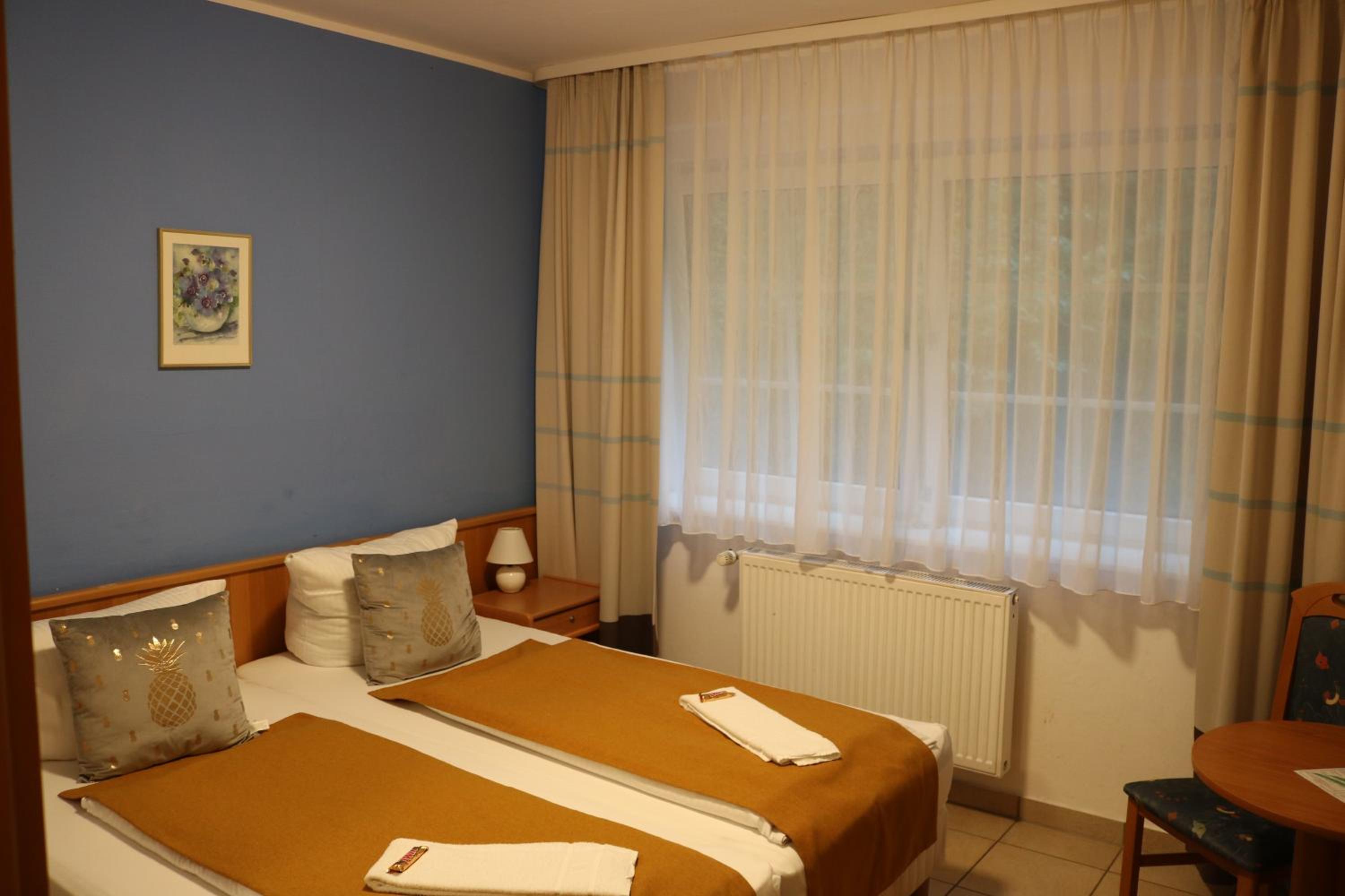 Double Room - Disability Access - Photo 1