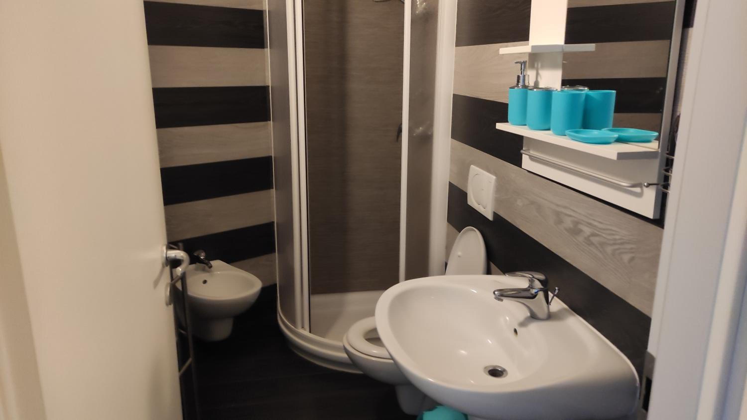 Studio Apartment photo 2