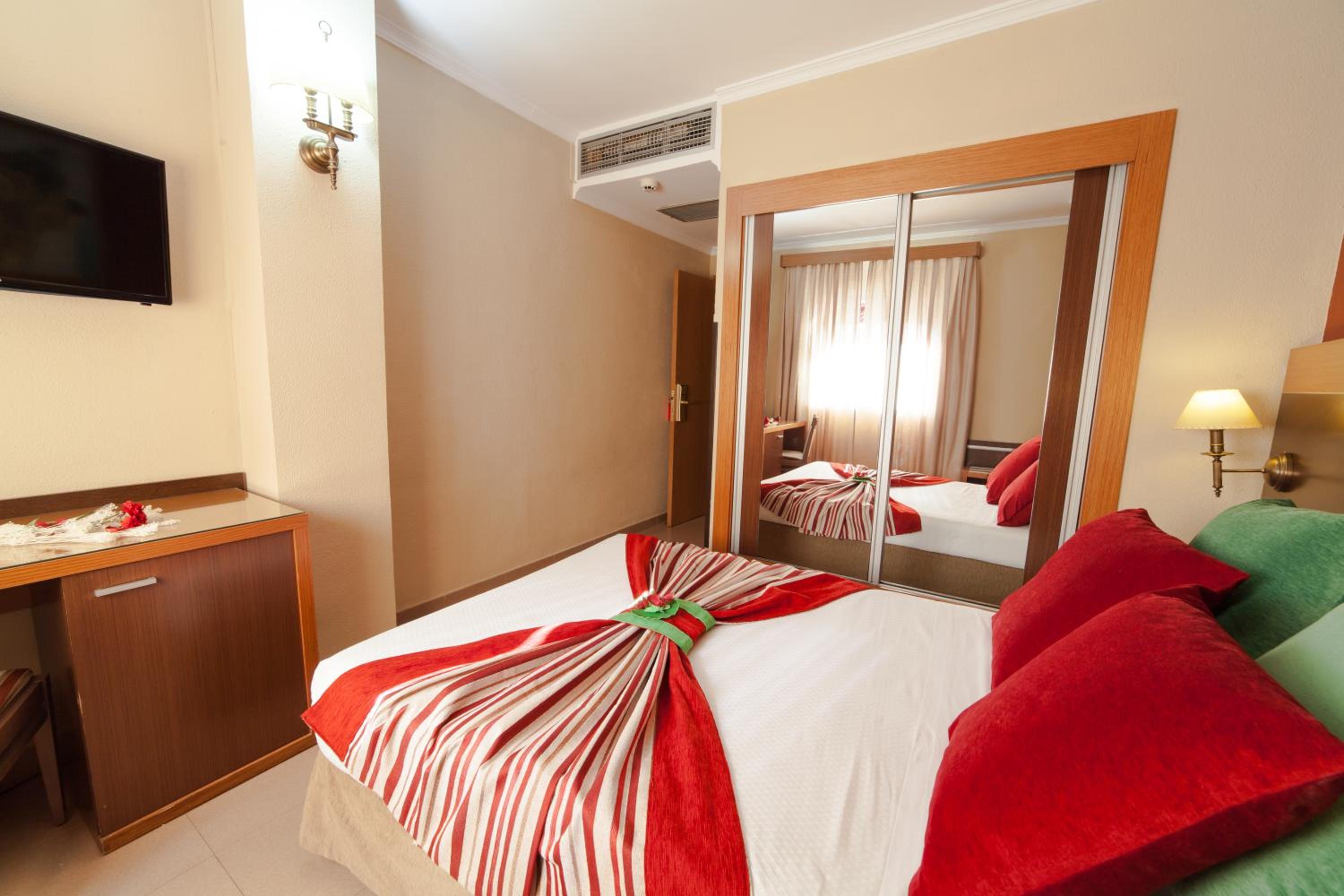 Single Room photo 2
