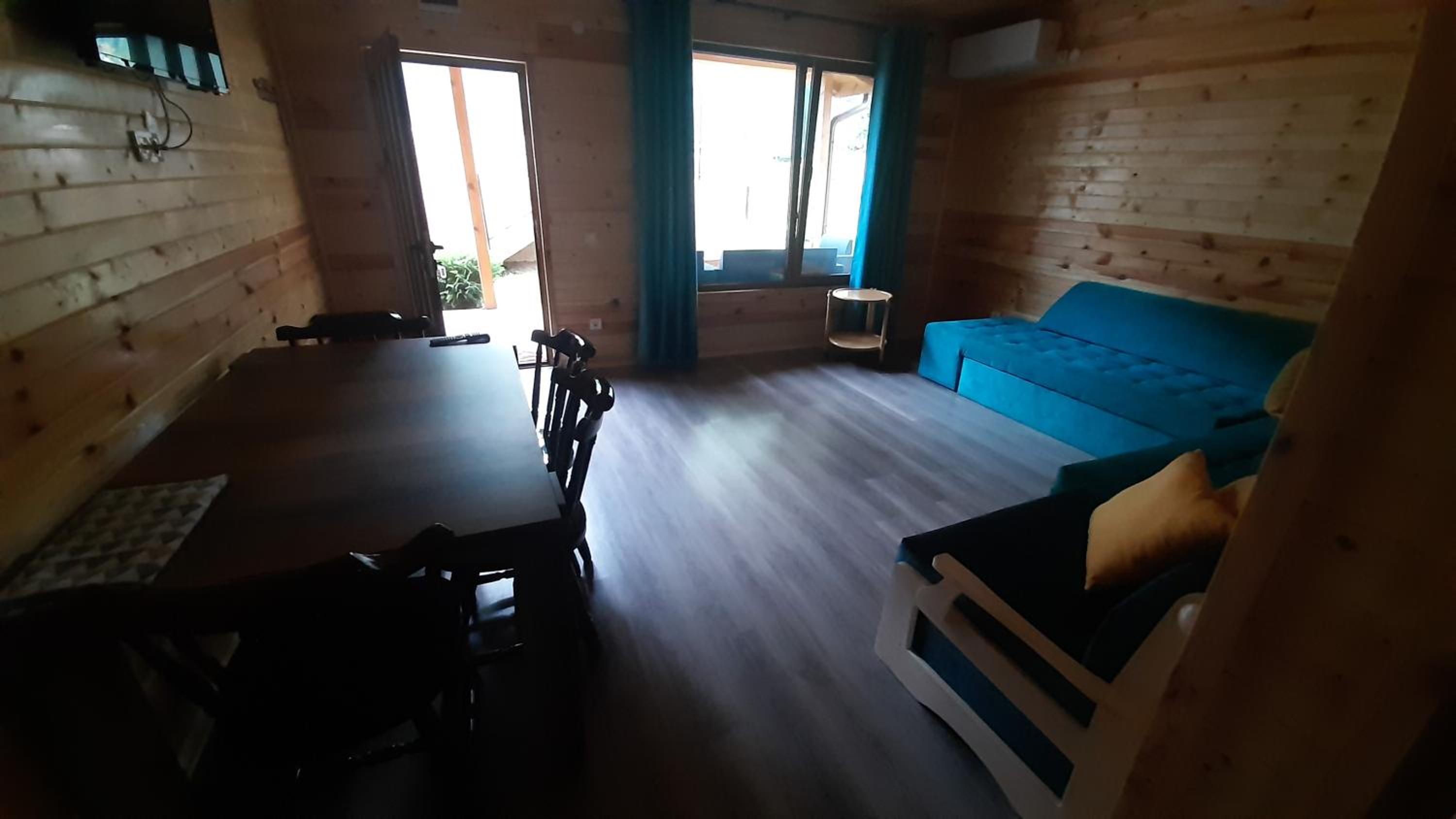One-Bedroom Apartment - Photo 11