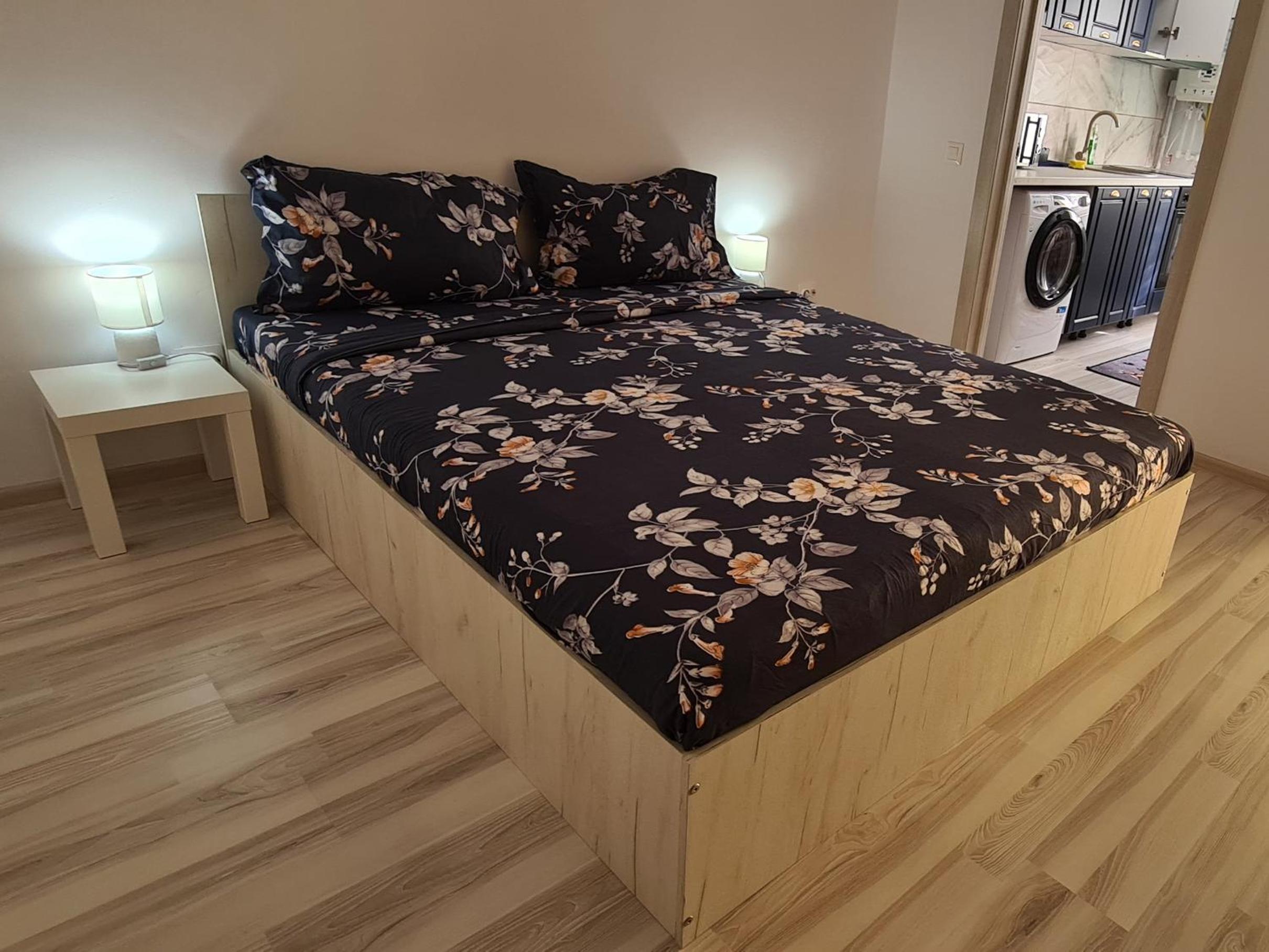 One-Bedroom Apartment - Photo 15