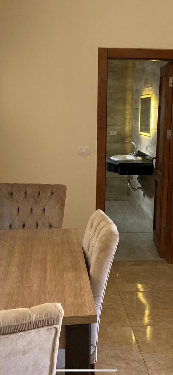 One-Bedroom Apartment with Sea View - Photo 5