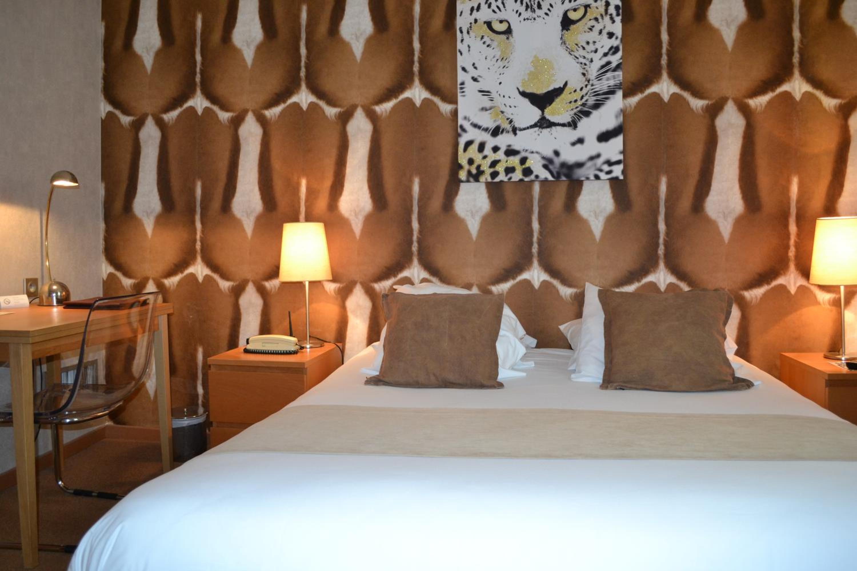 Double Room - Photo 16