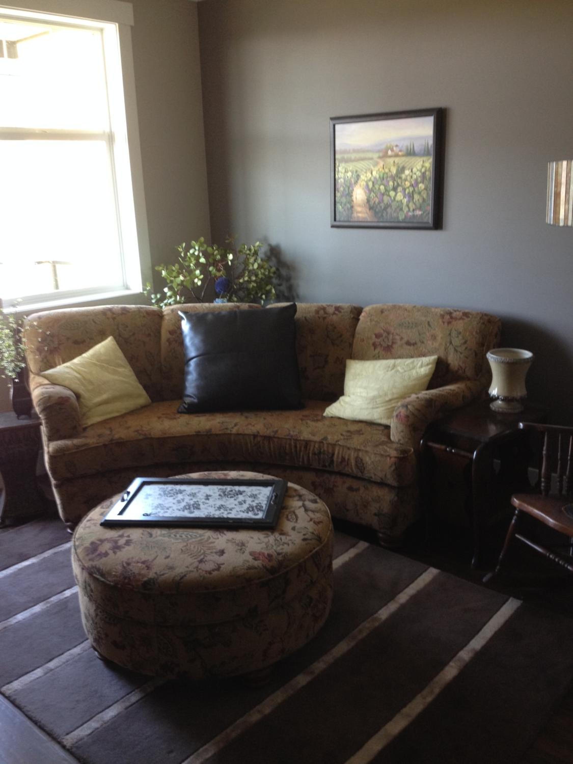 Suite with Balcony and Vineyard View photo 2