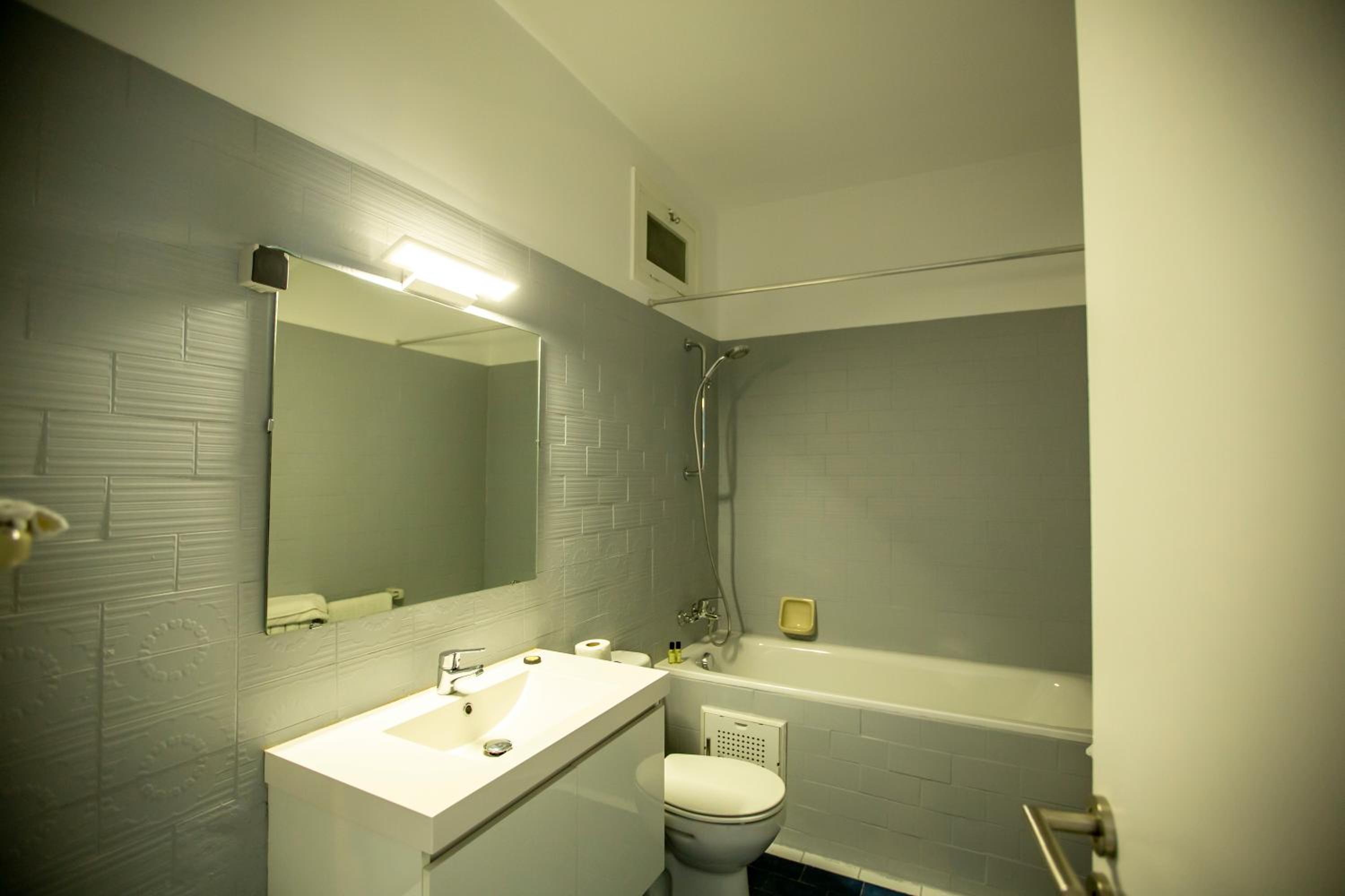Superior Apartment - Photo 9