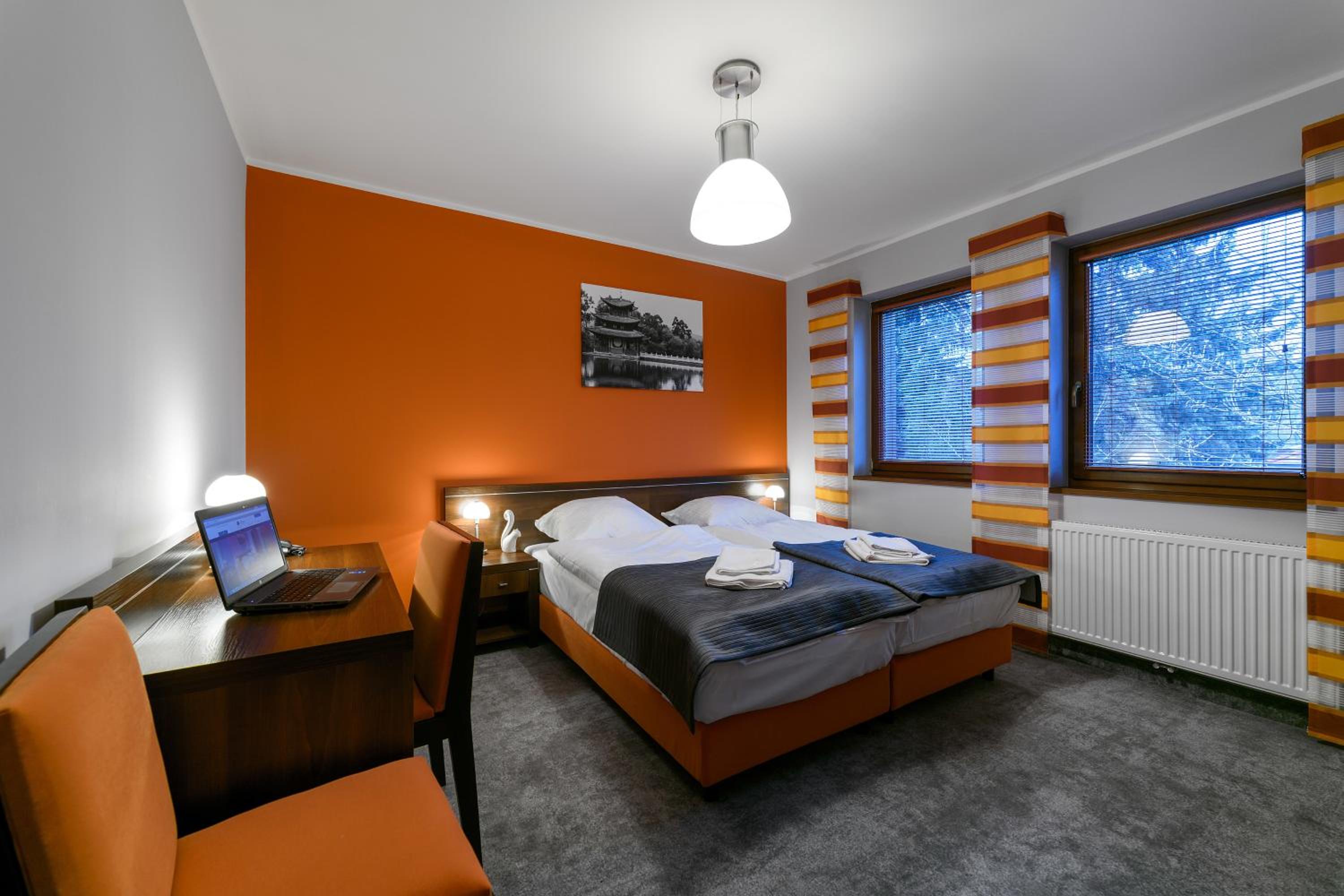 Apartment - Photo 2