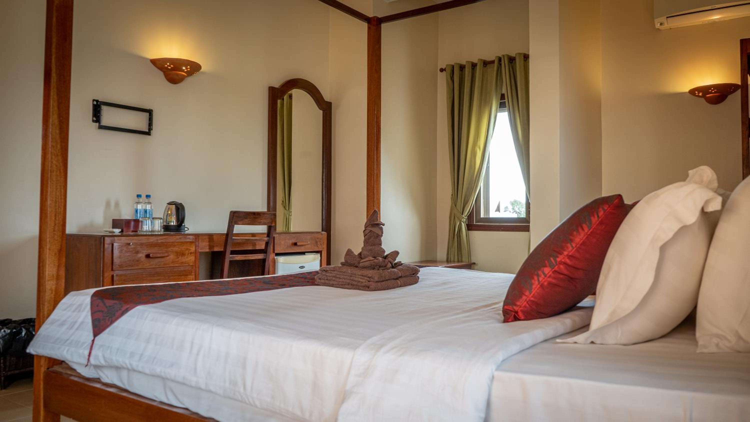 Superior King Room