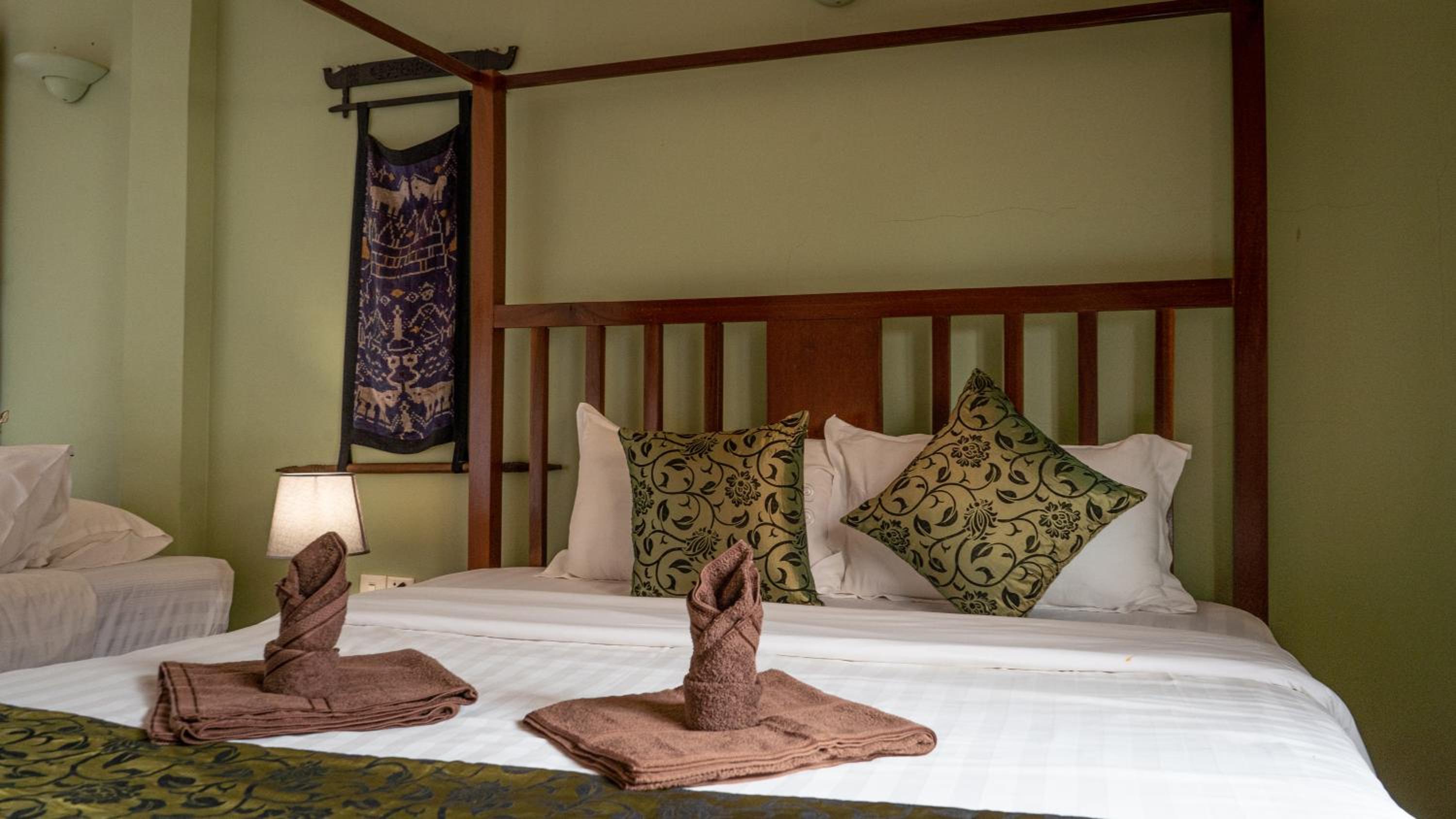 Triple Room with Balcony - Photo 2