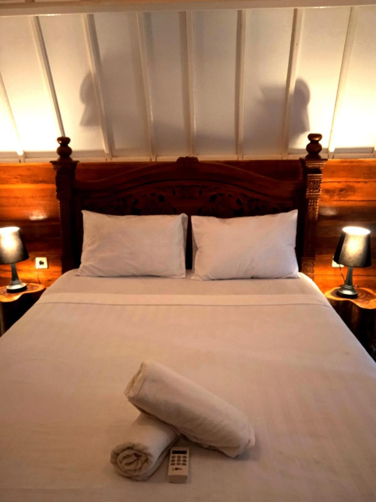 Double Room - Photo 11