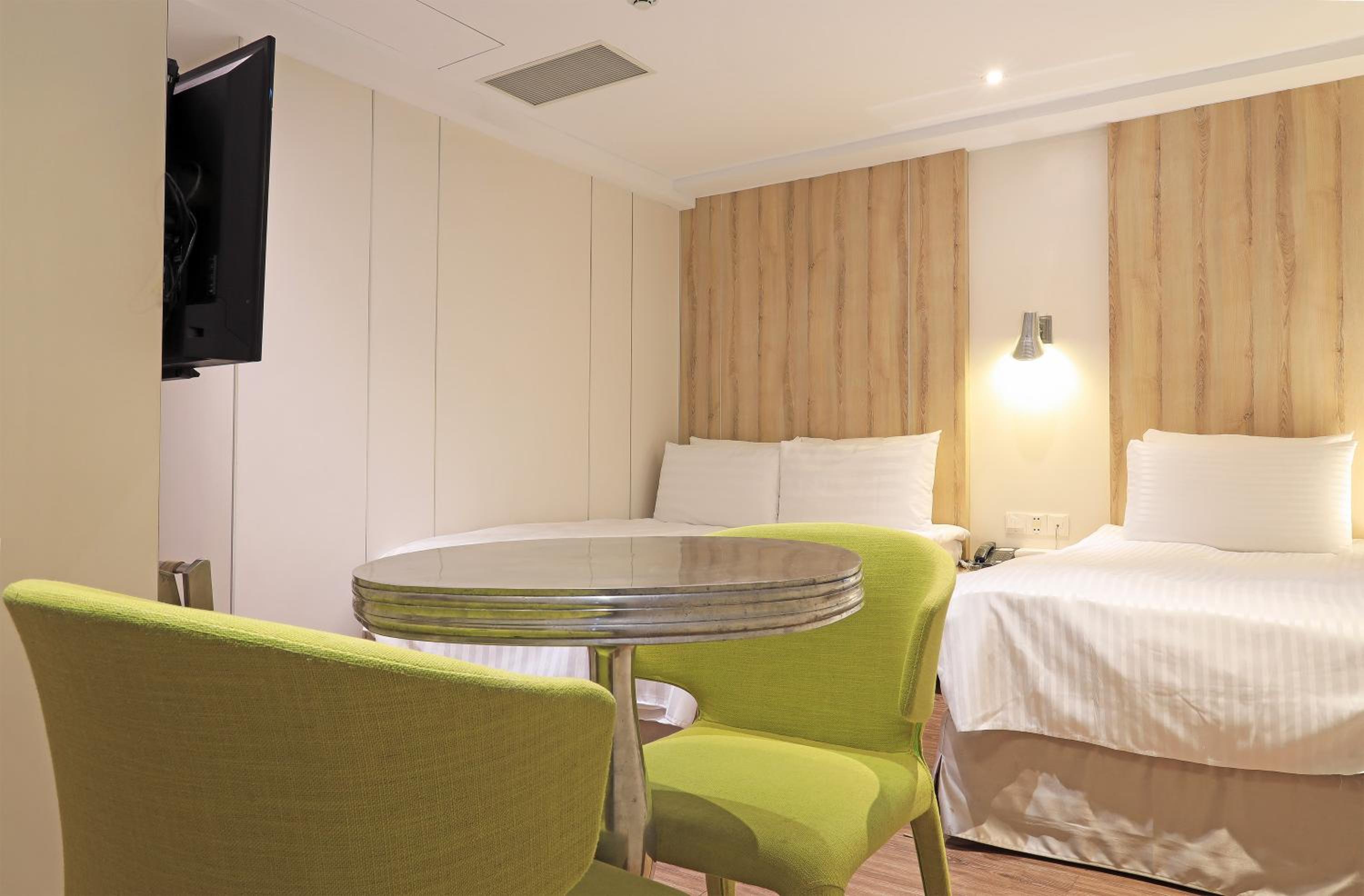 Elite Twin Room