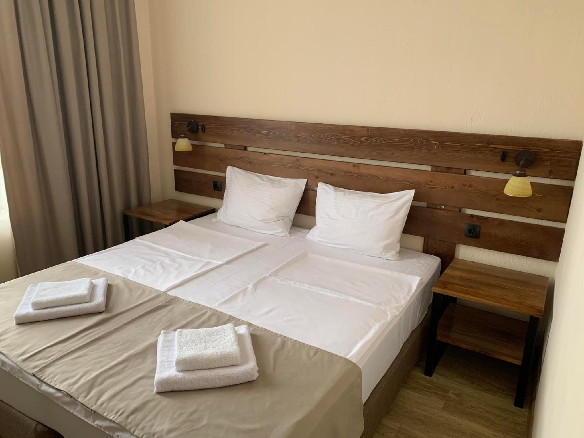 Economy Quadruple Room - Photo 1