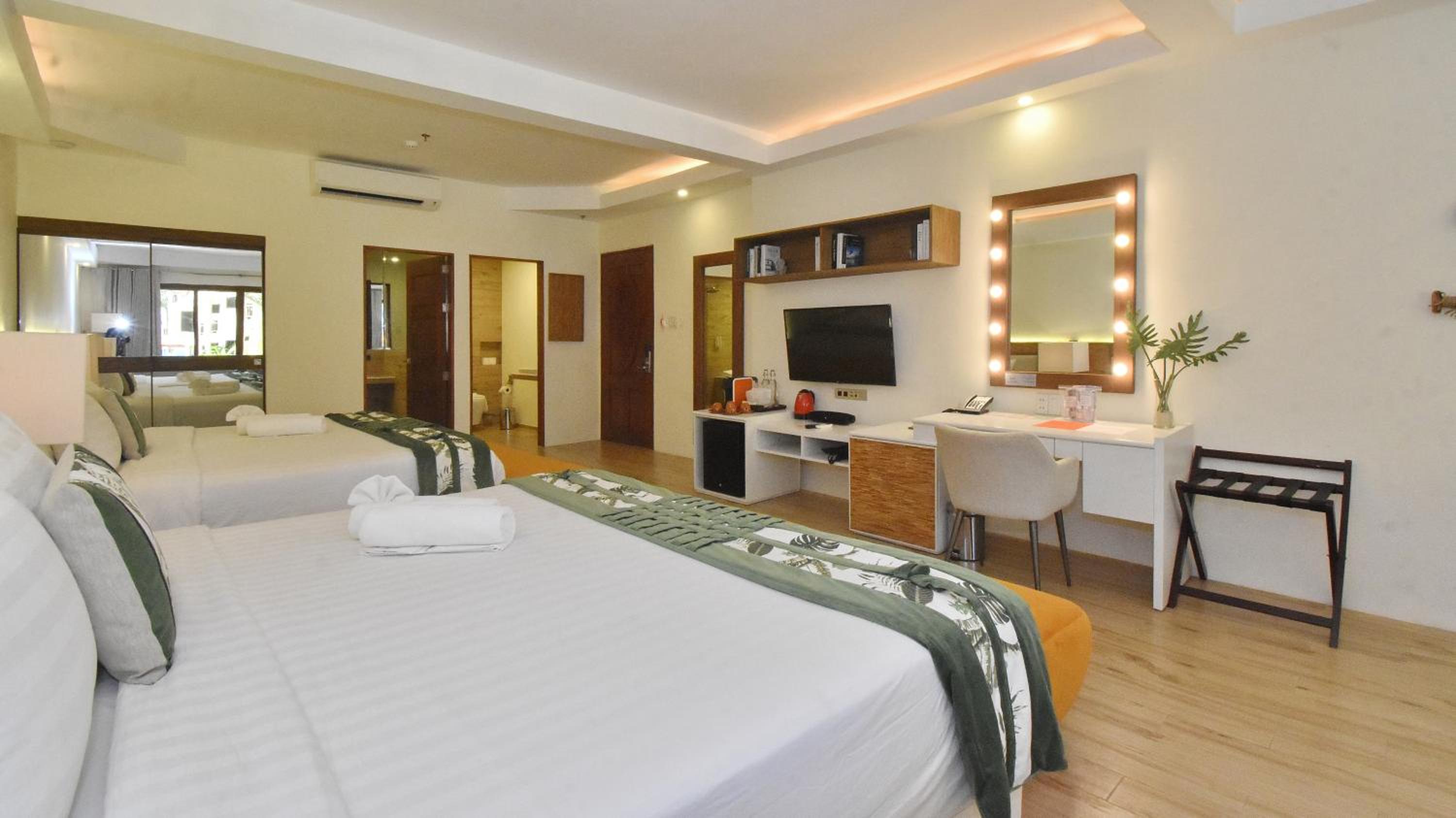 Premier Suite   - Photo 2