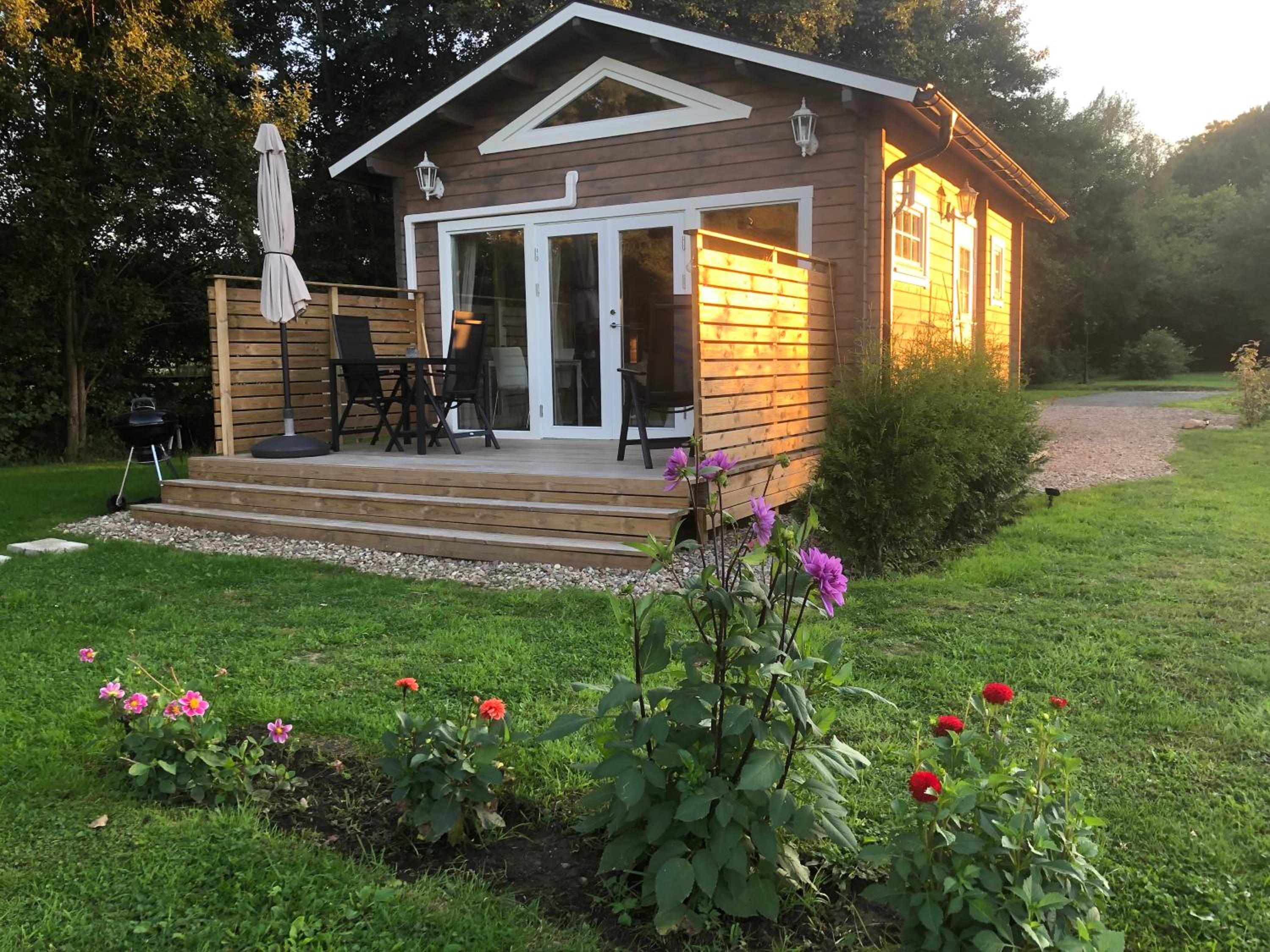 Two-Bedroom House - Photo 30