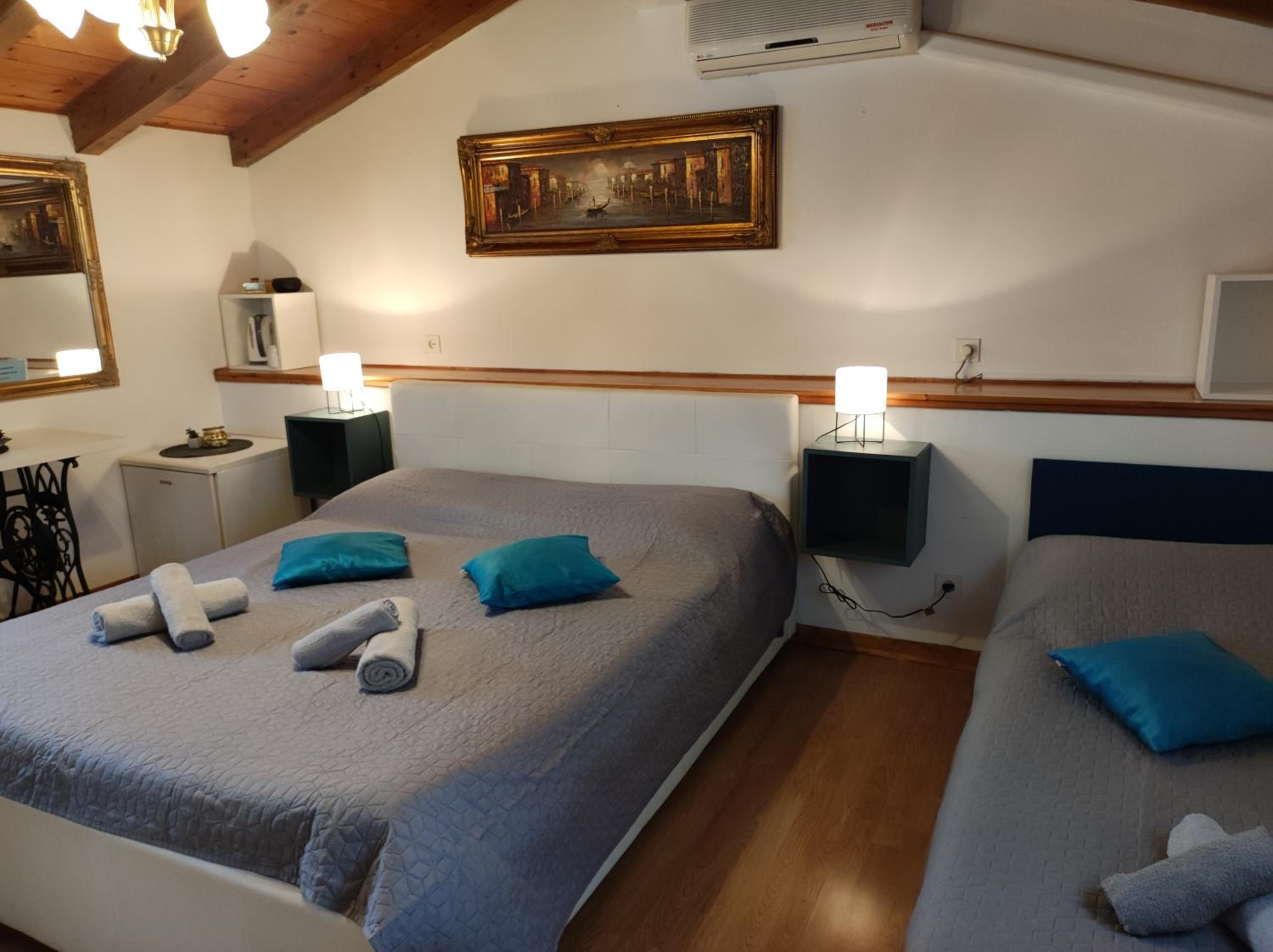 Deluxe Room (2 Adults + 1 Child) Second Floor - Photo 5