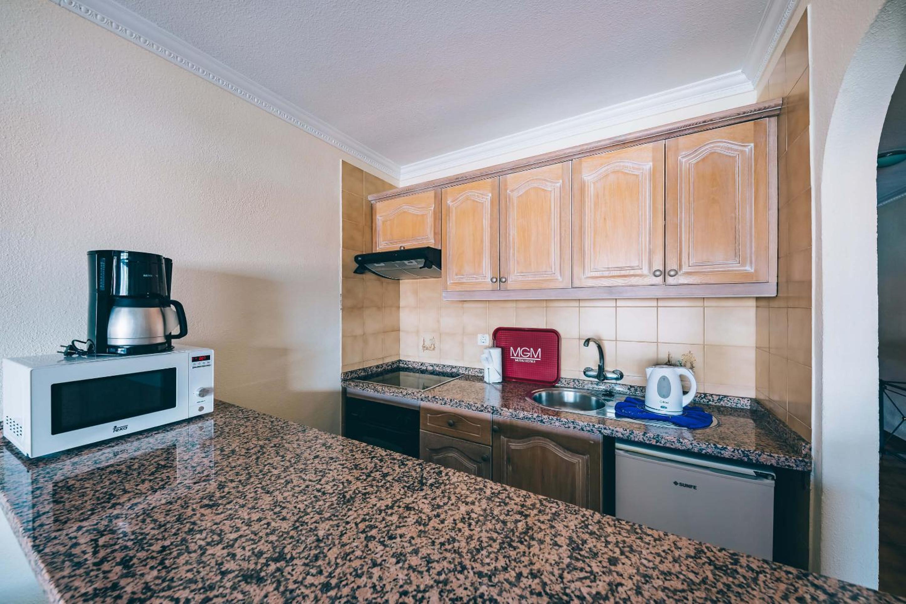 Standard Apartment (3 Guests) - Photo 8