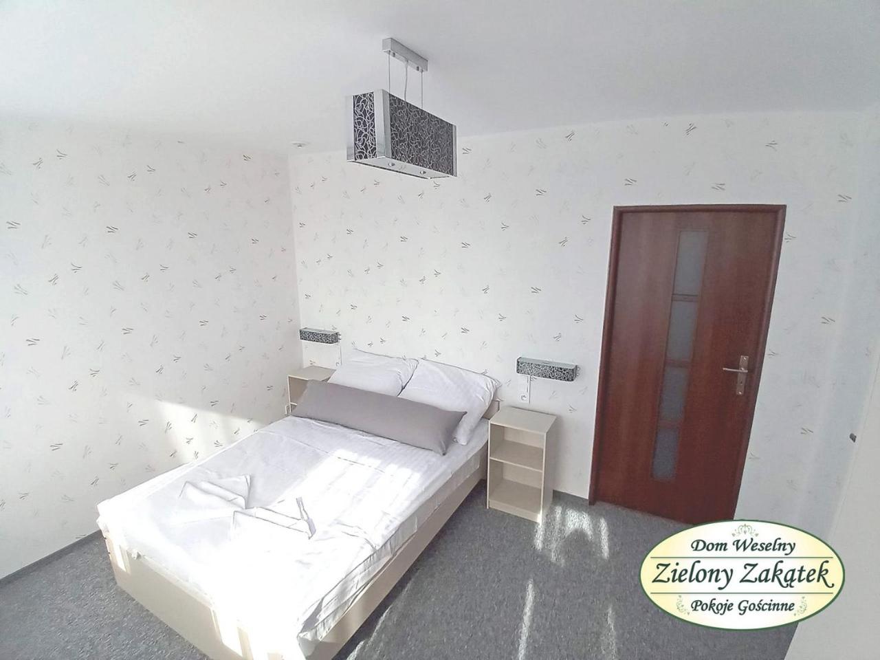 Deluxe King Suite photo 3