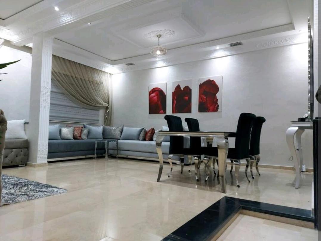 Two-Bedroom Apartment - Photo 40