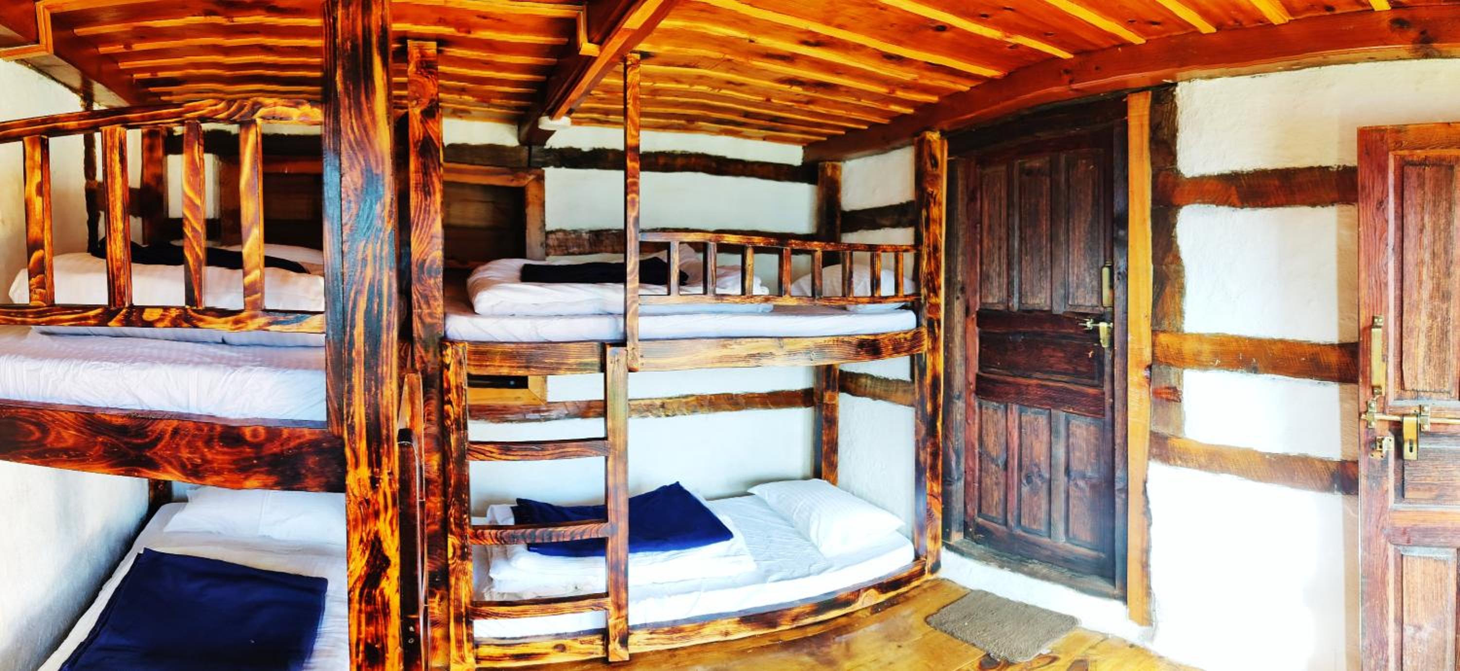 Bed in 4-Bed Mixed Dormitory Room photo 1
