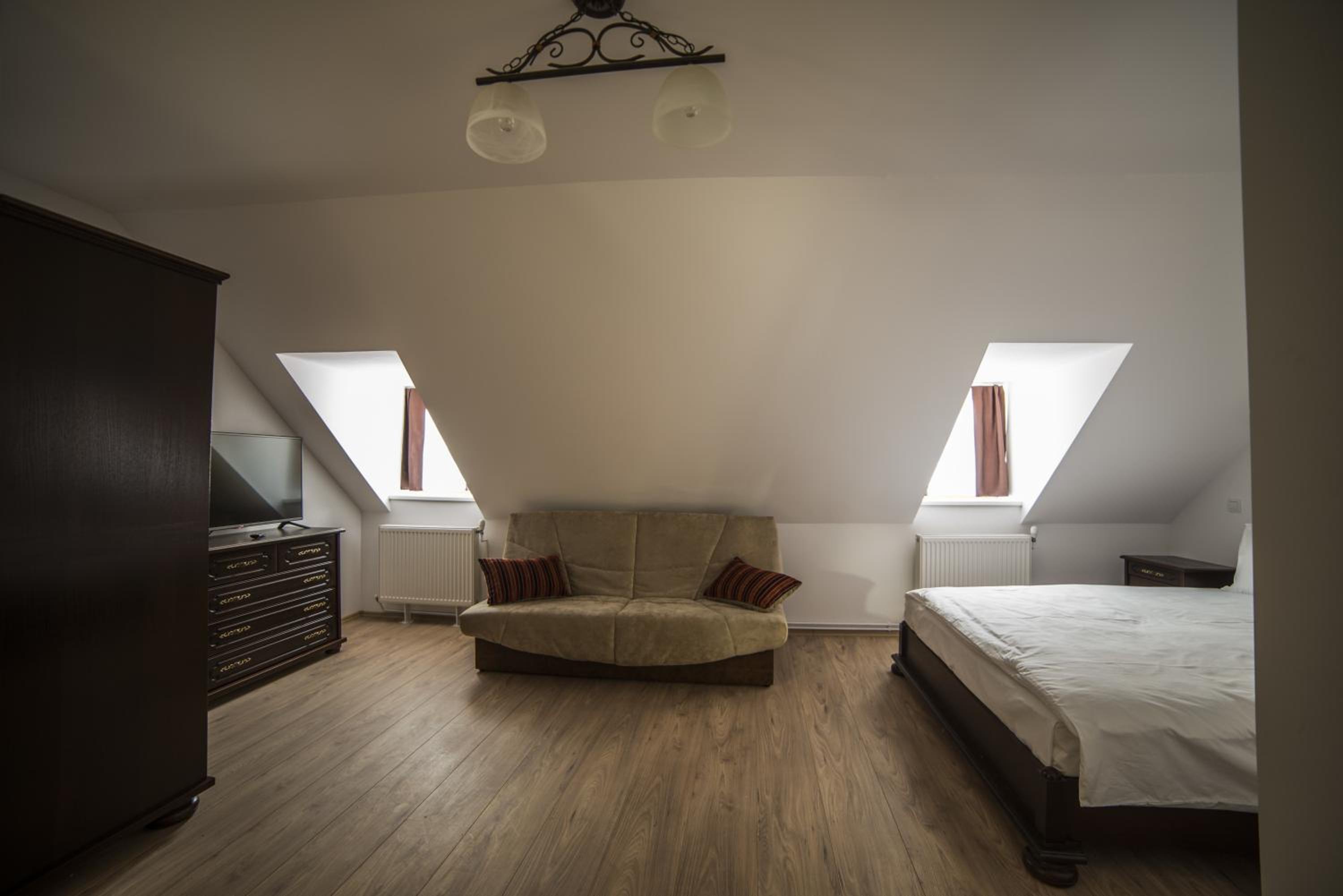 Superior Attic Double Room with view to Liars Bridge  - Photo 6