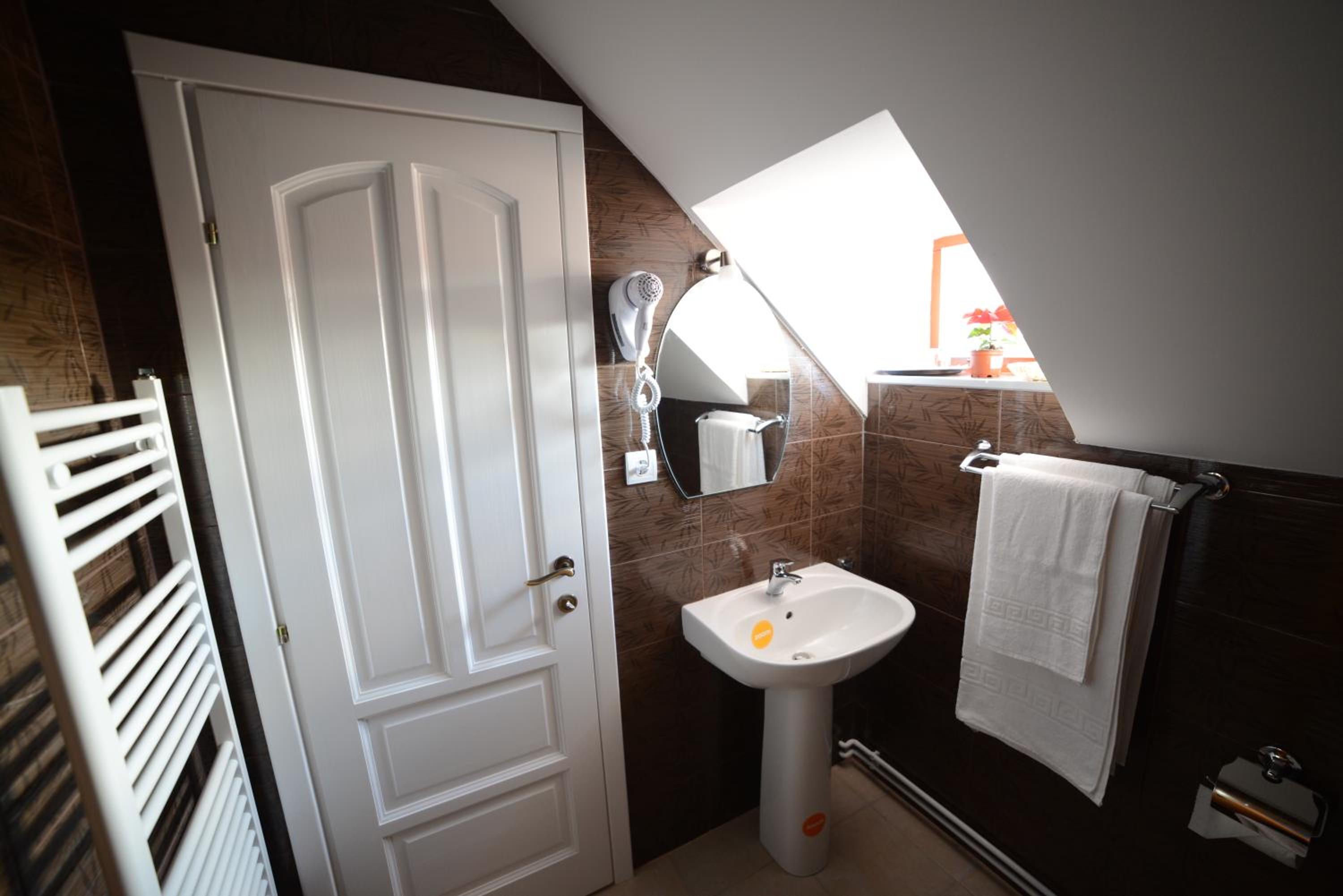 Standard Double Room with view to Liars Bridge  - Photo 4