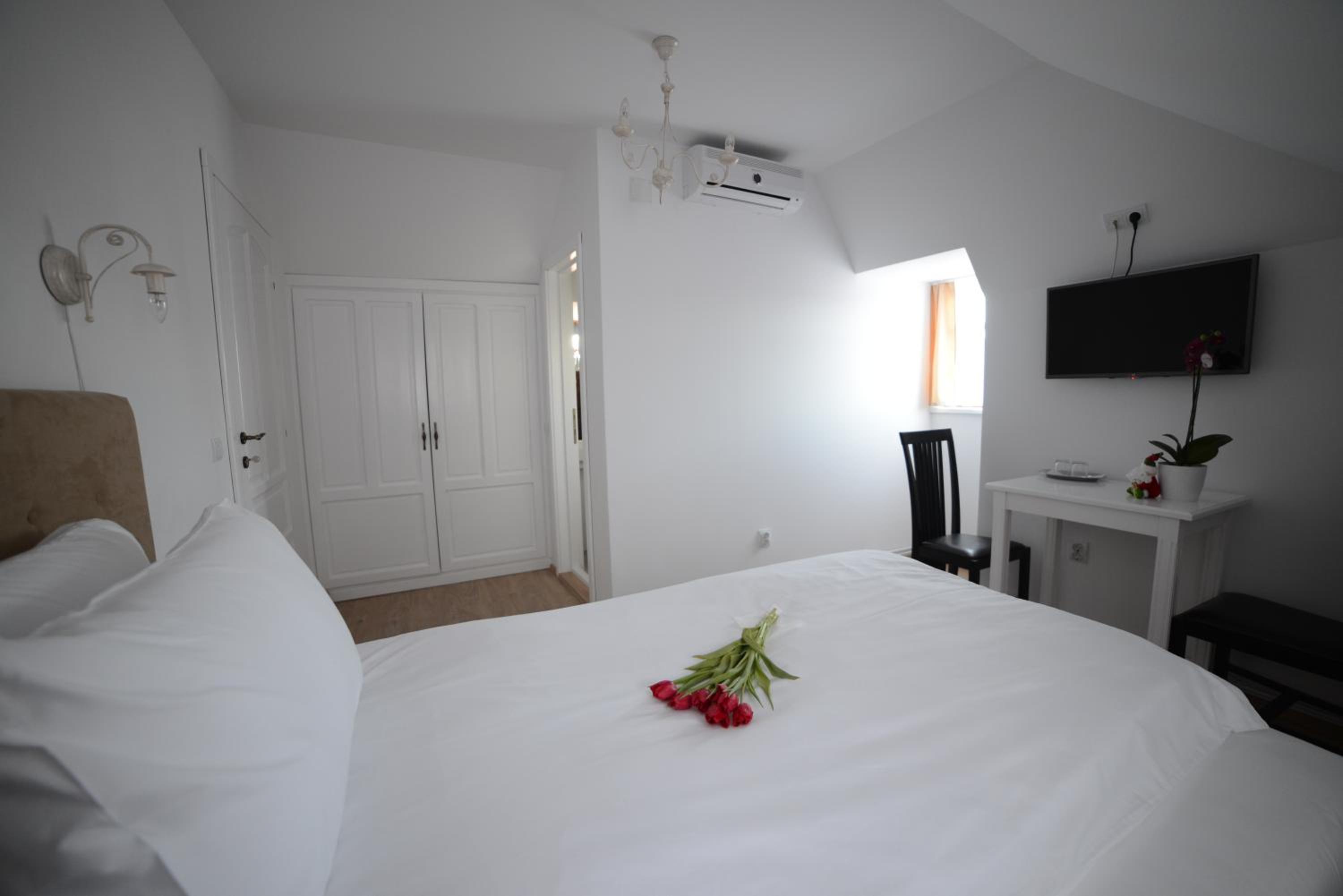 Standard Double Room with view to Liars Bridge  - Photo 6