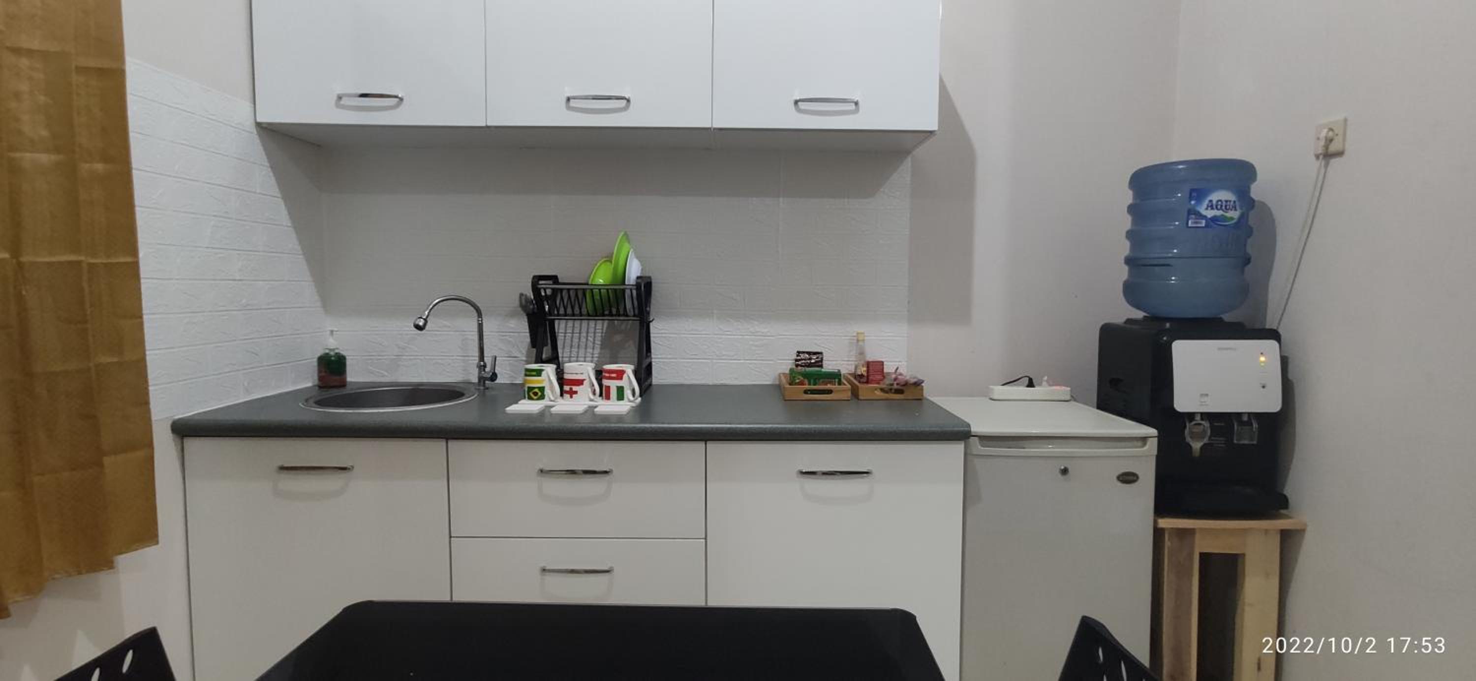 Two-Bedroom House - Photo 10