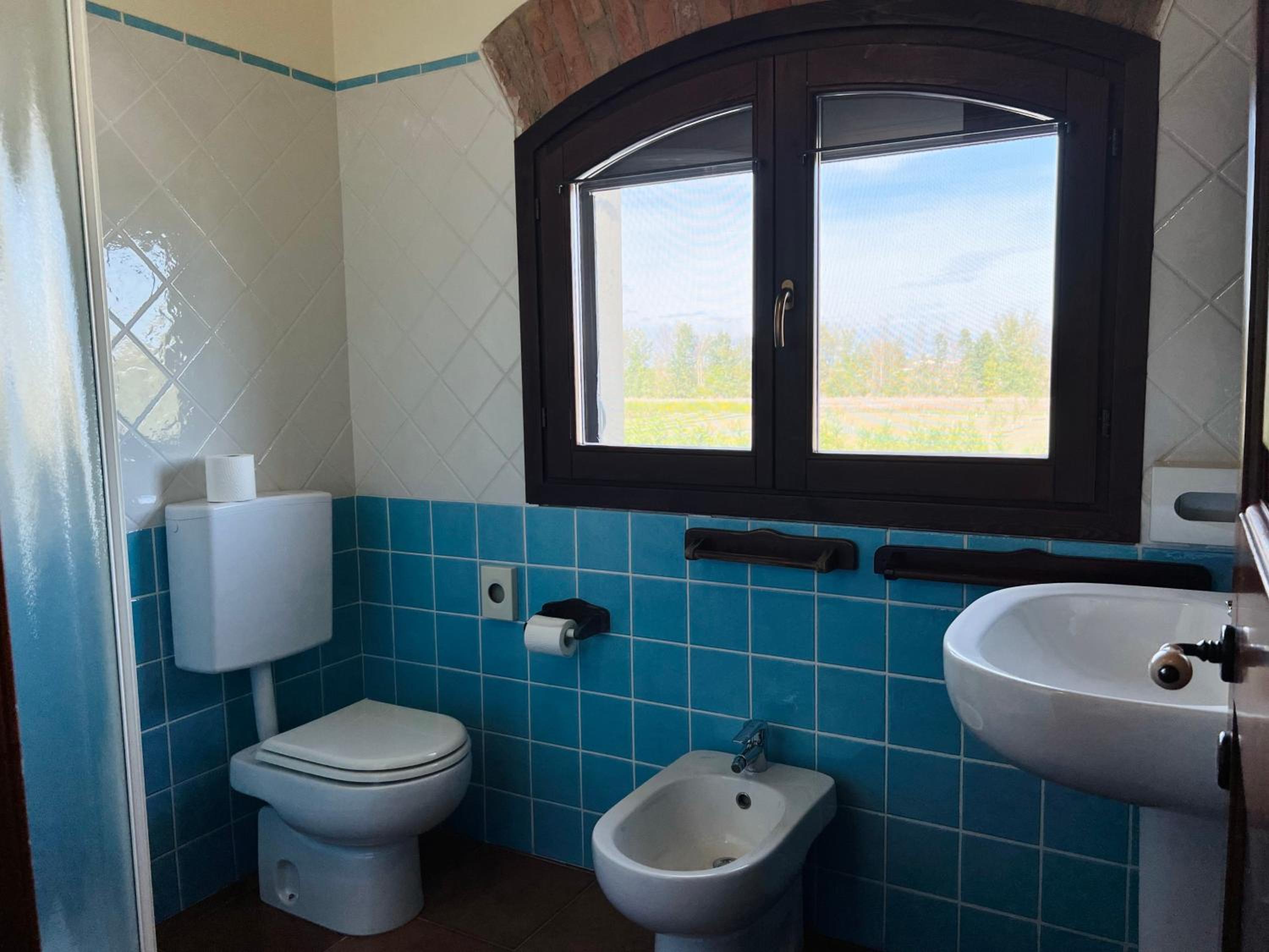 Double Room with Private Bathroom photo 3