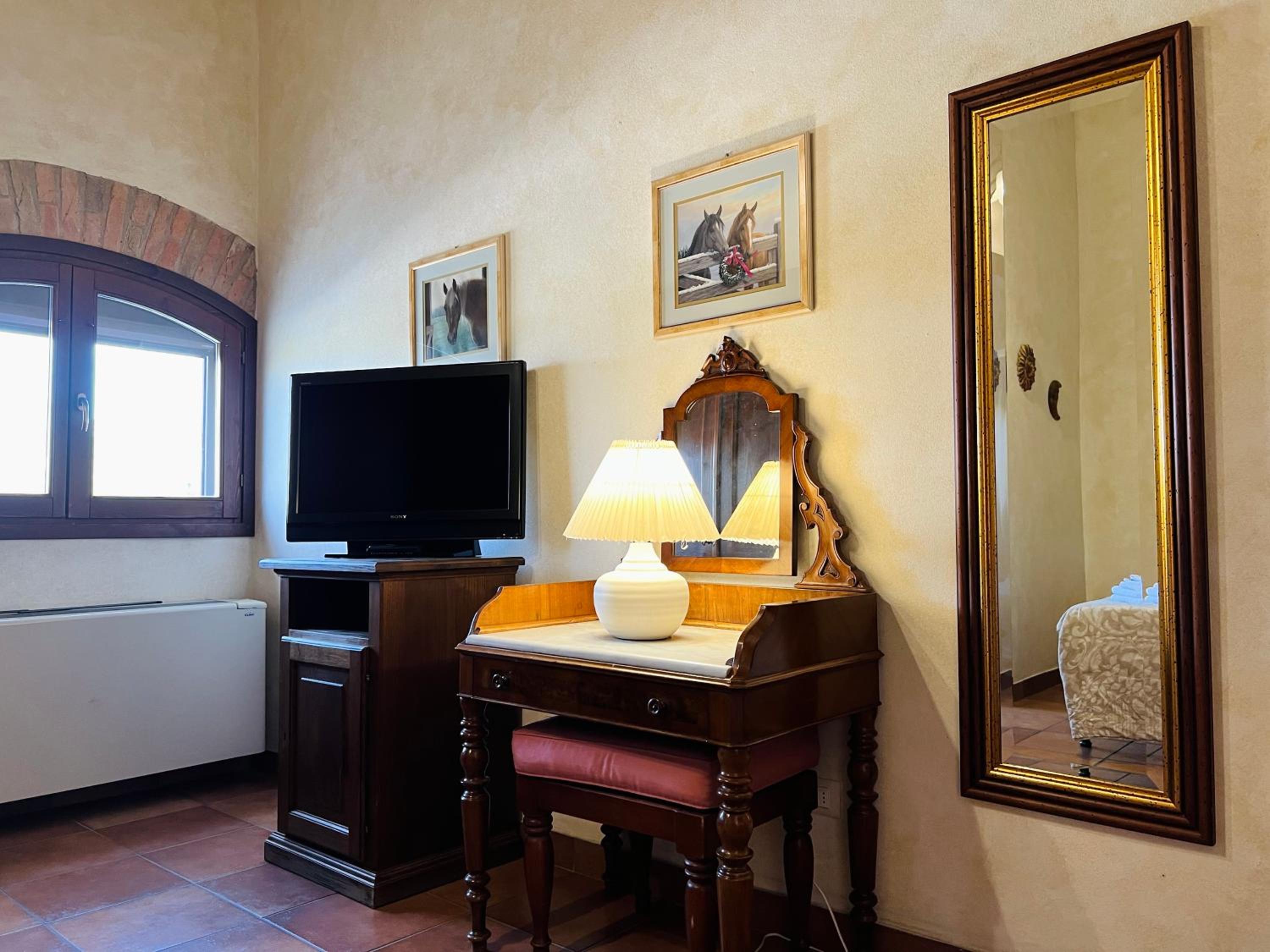 Double Room with Private Bathroom photo 2