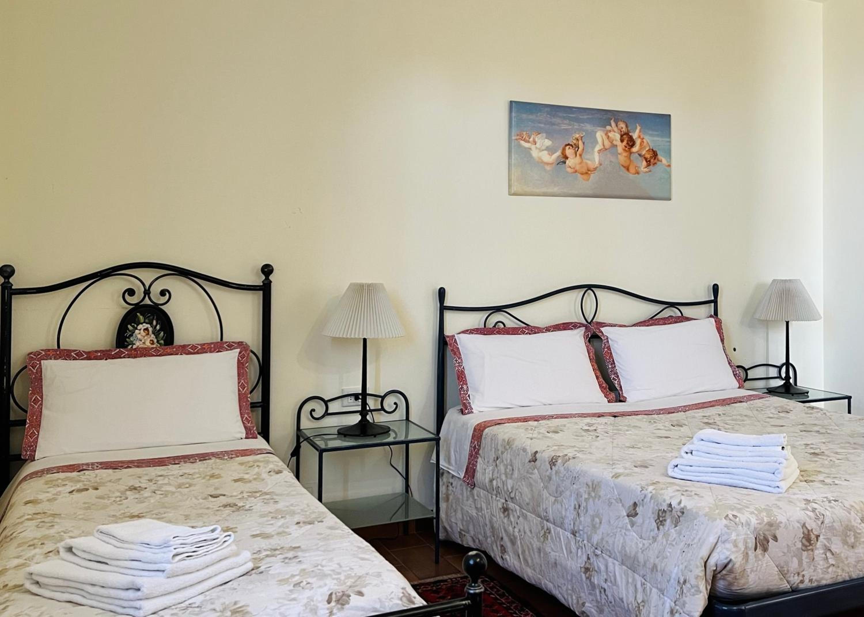 Comfort Triple Room with Shower photo 1