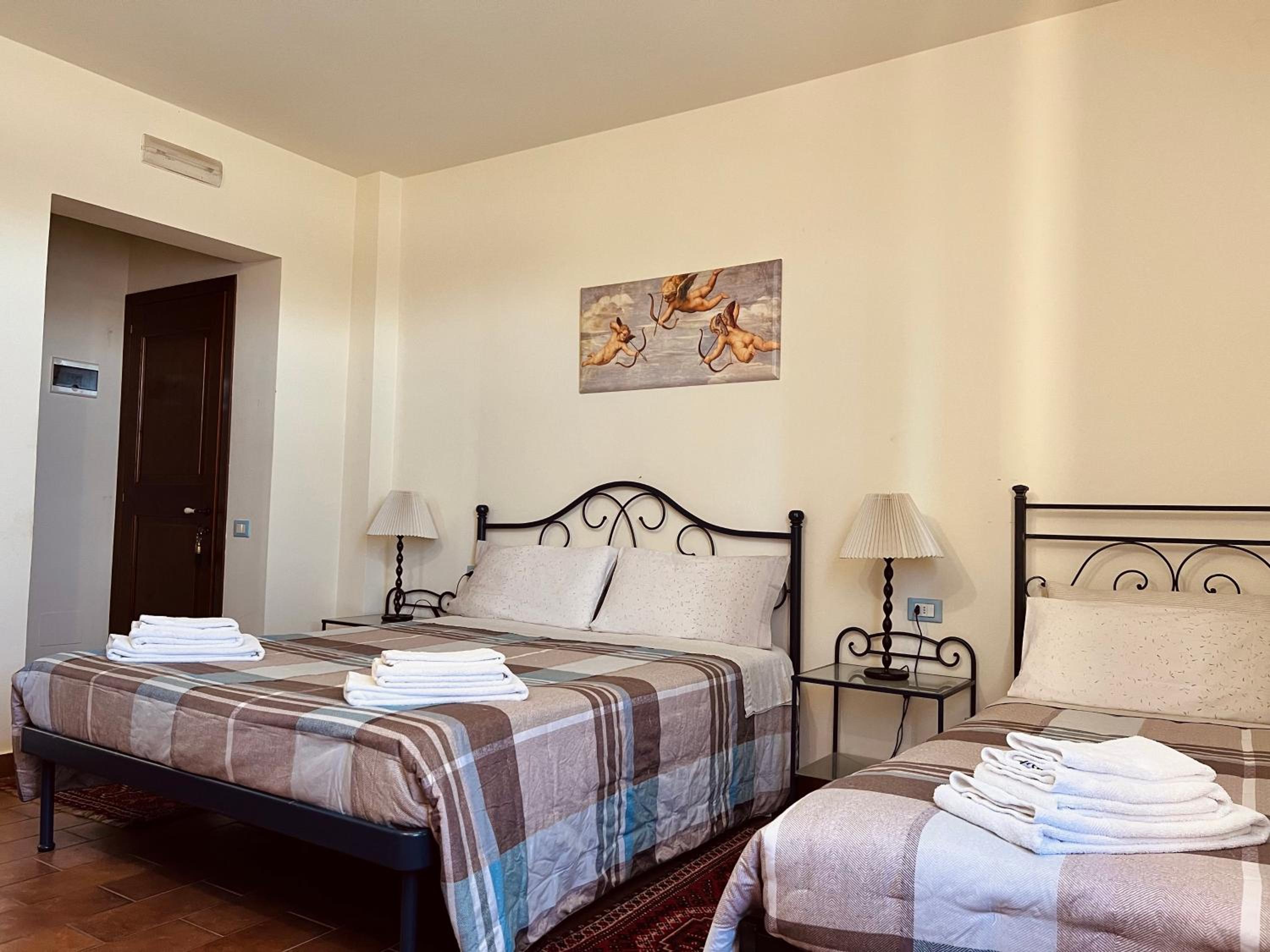 Comfort Triple Room with Shower photo 1