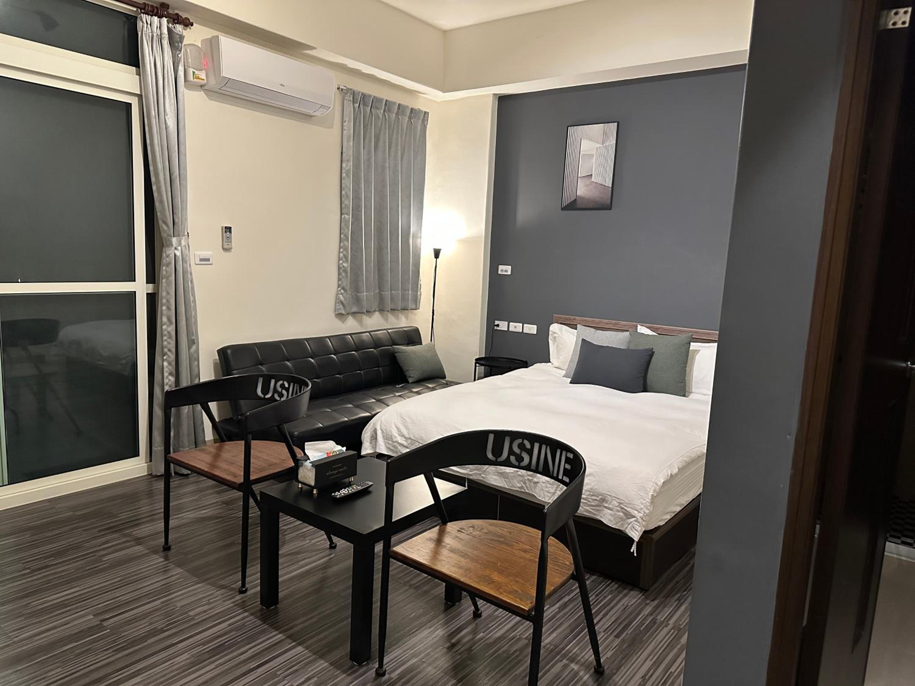 Double Room with Balcony photo 3