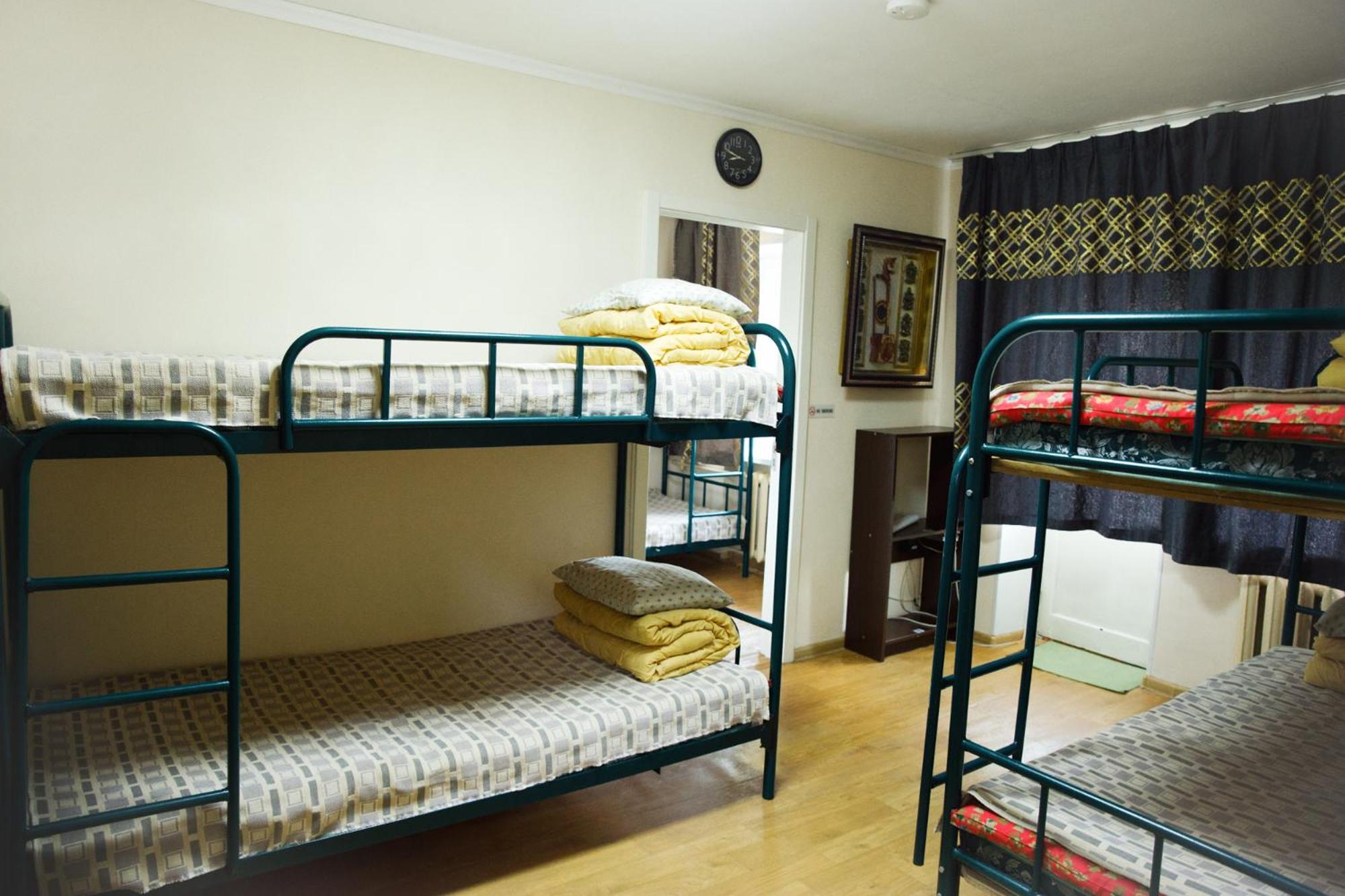 Bed in 4-Bed Mixed Dormitory Room photo 1
