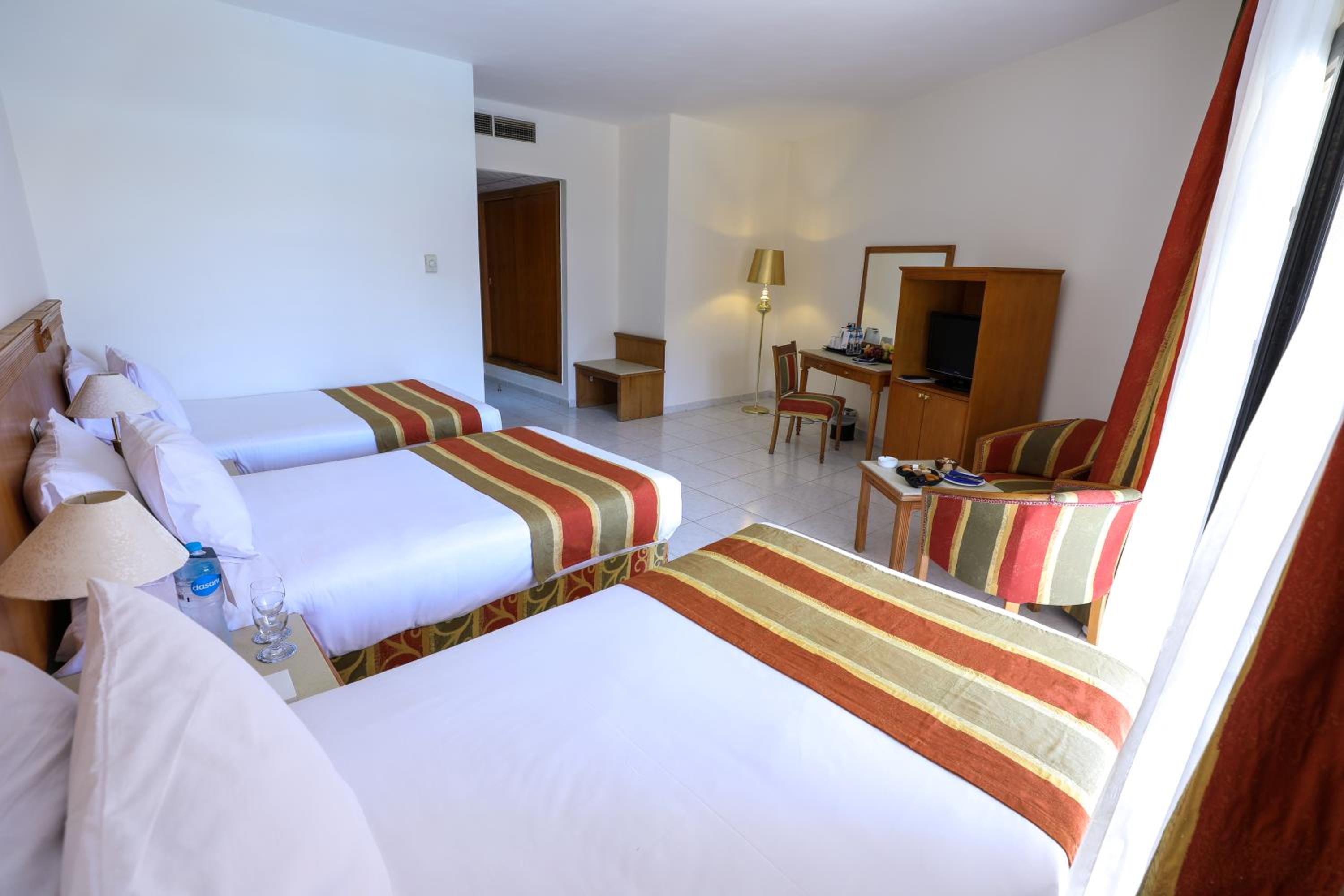 Triple Room with Garden View