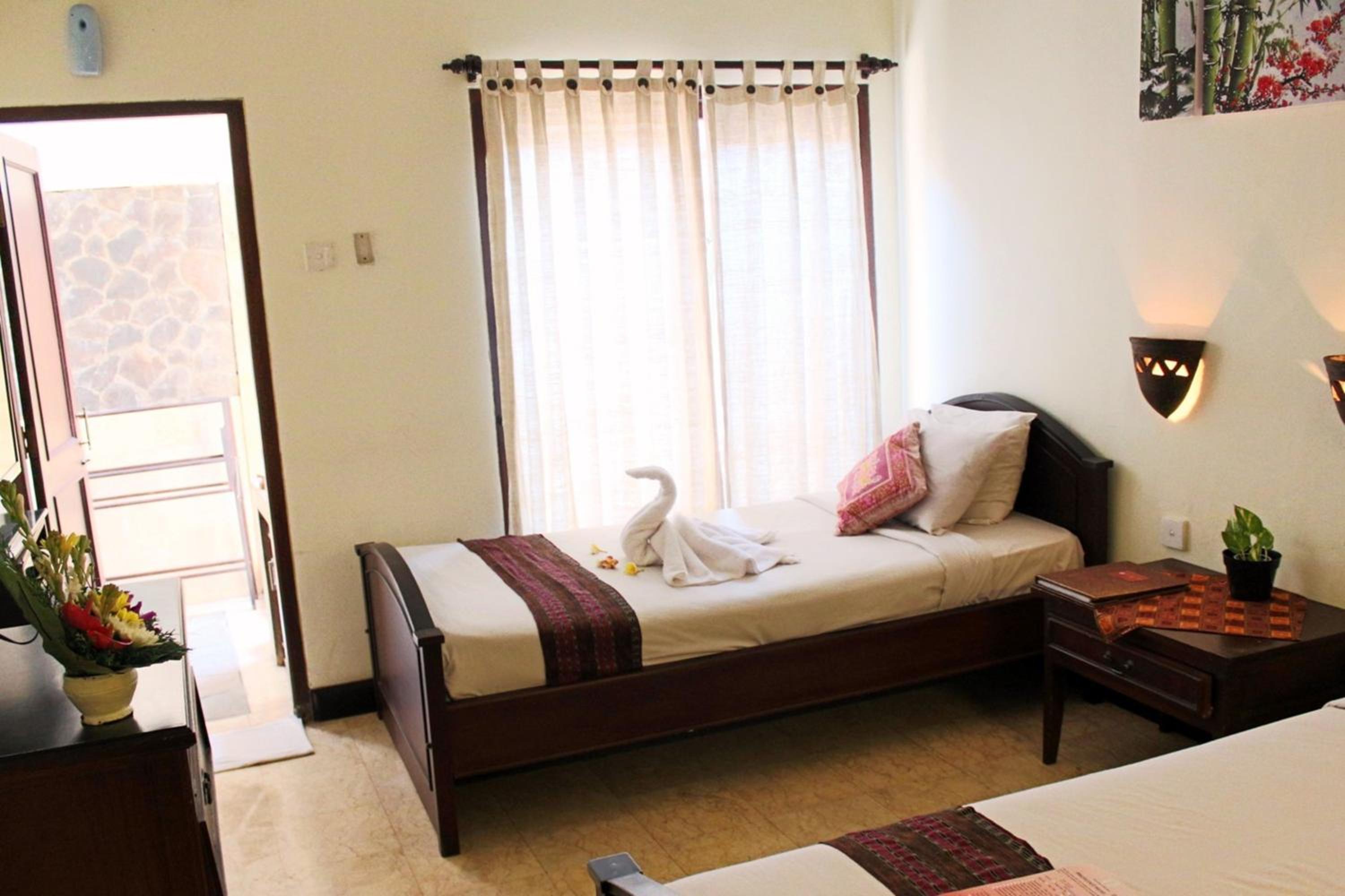 Deluxe Twin Room - Photo 8
