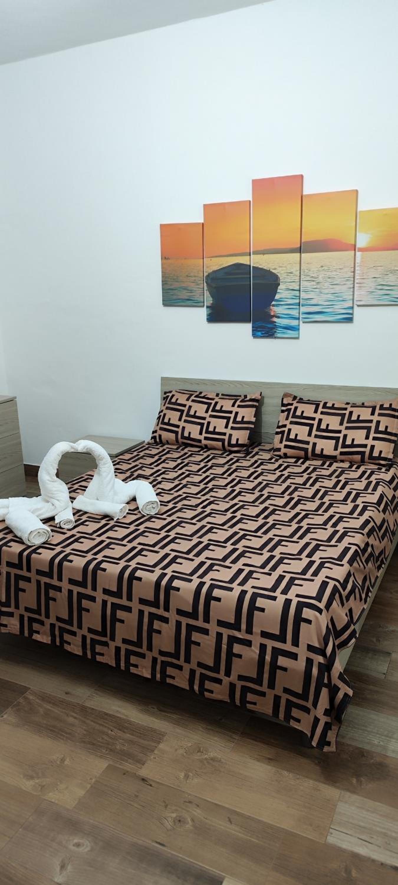 Large Double Room - Photo 43