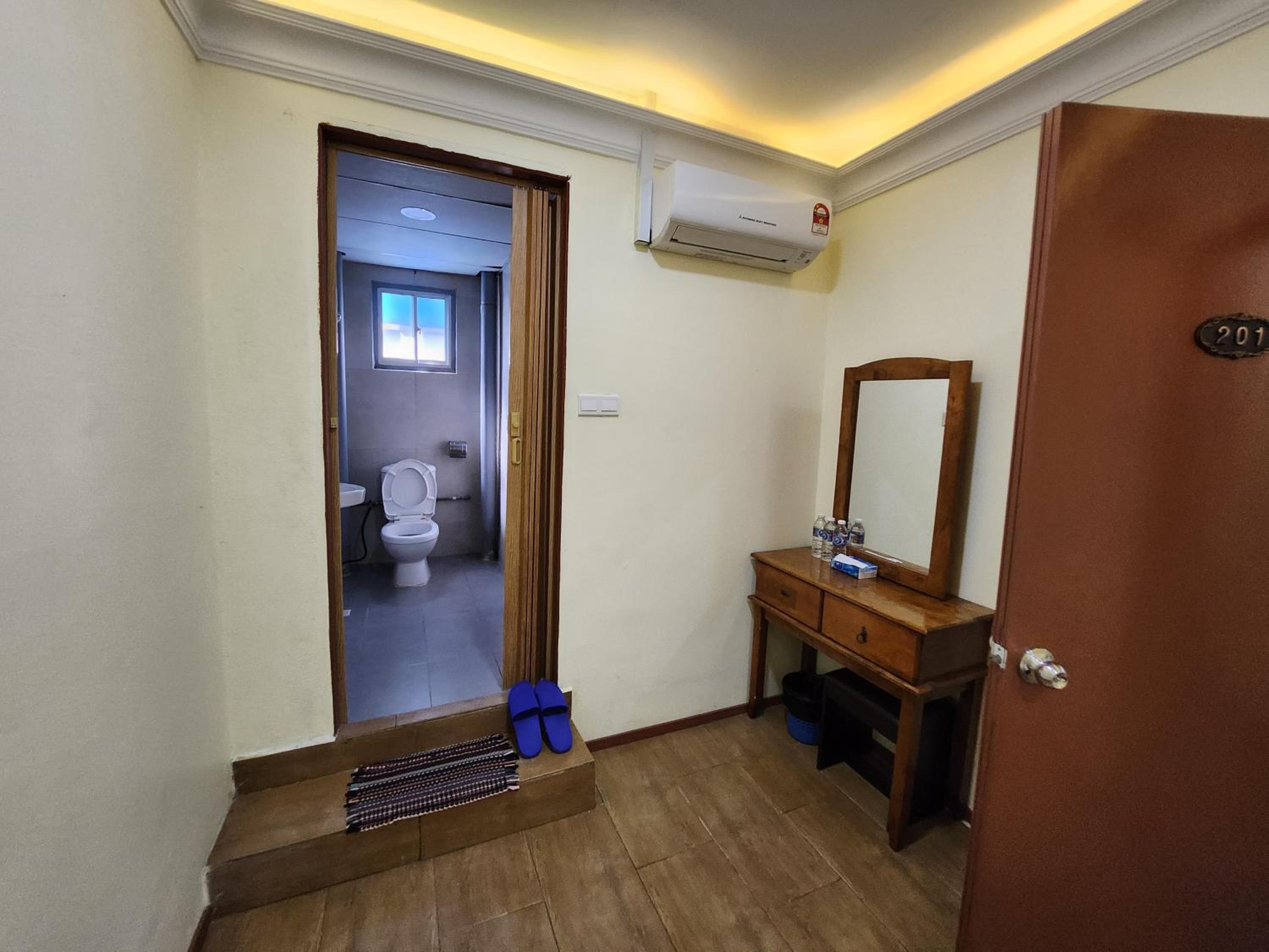 Superior Deluxe Double Or Twin Room  photo 2