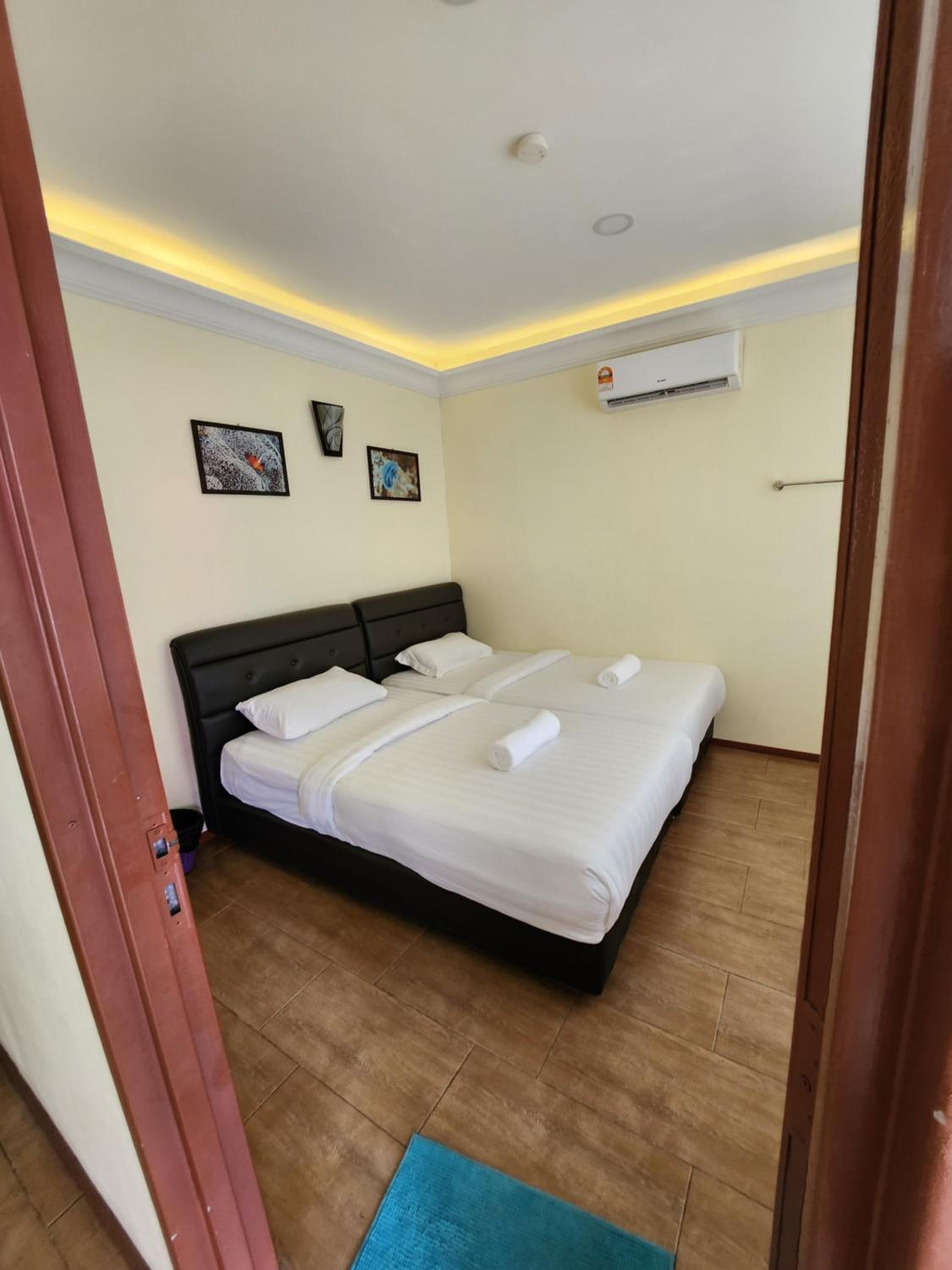 Superior Deluxe Double Or Twin Room  photo 3