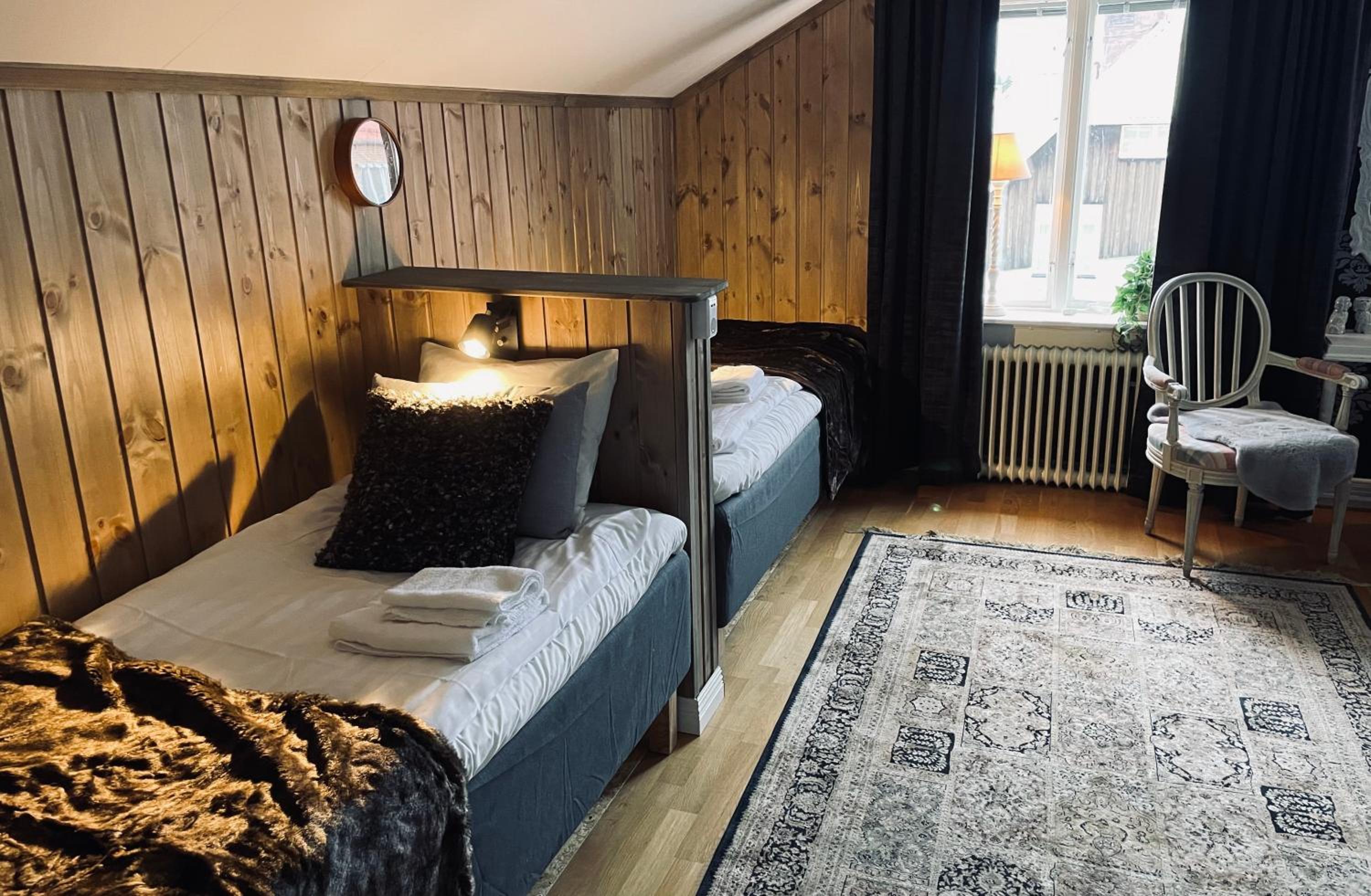 Deluxe Family Room - Photo 3