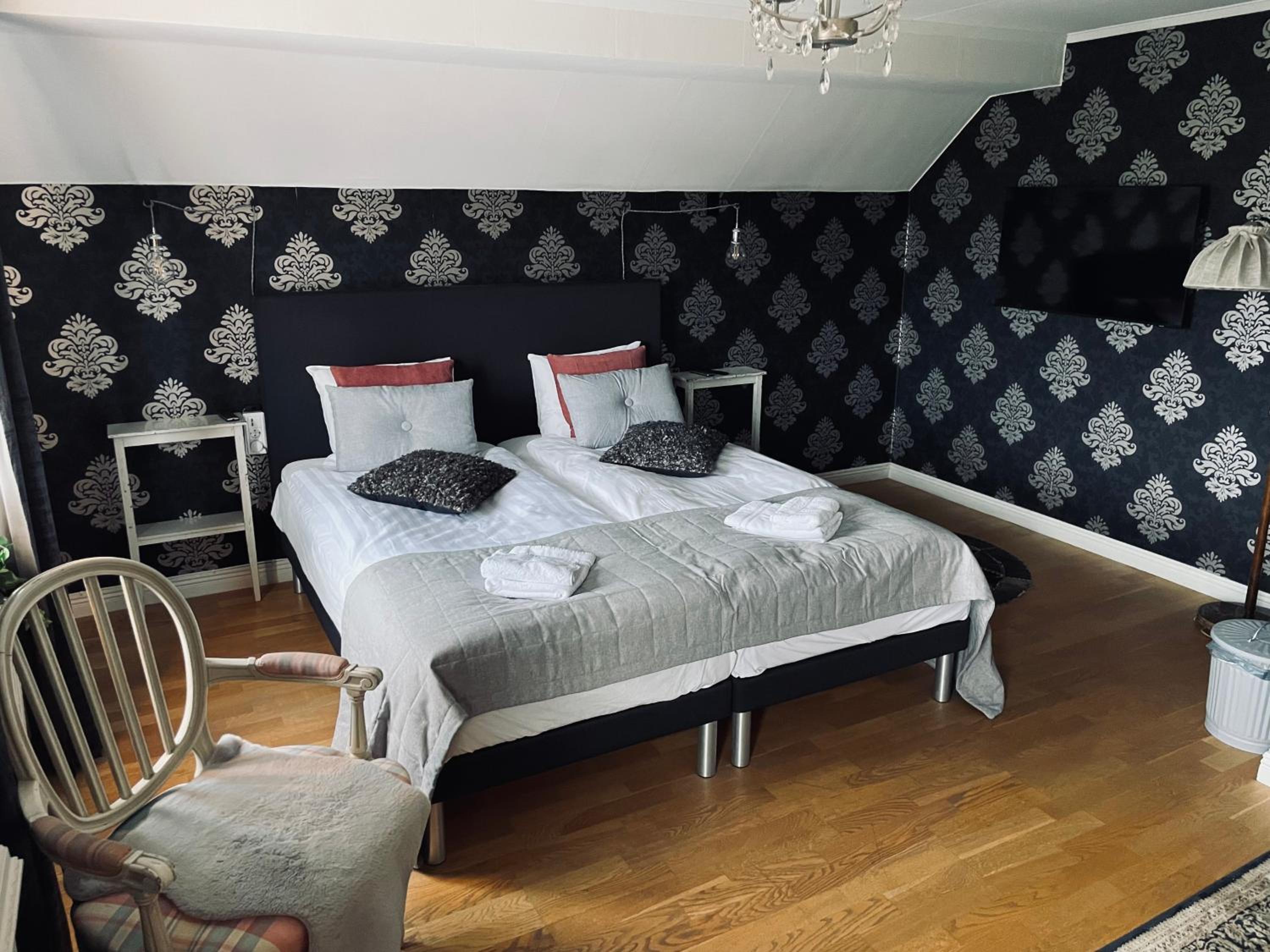Deluxe Family Room - Photo 4