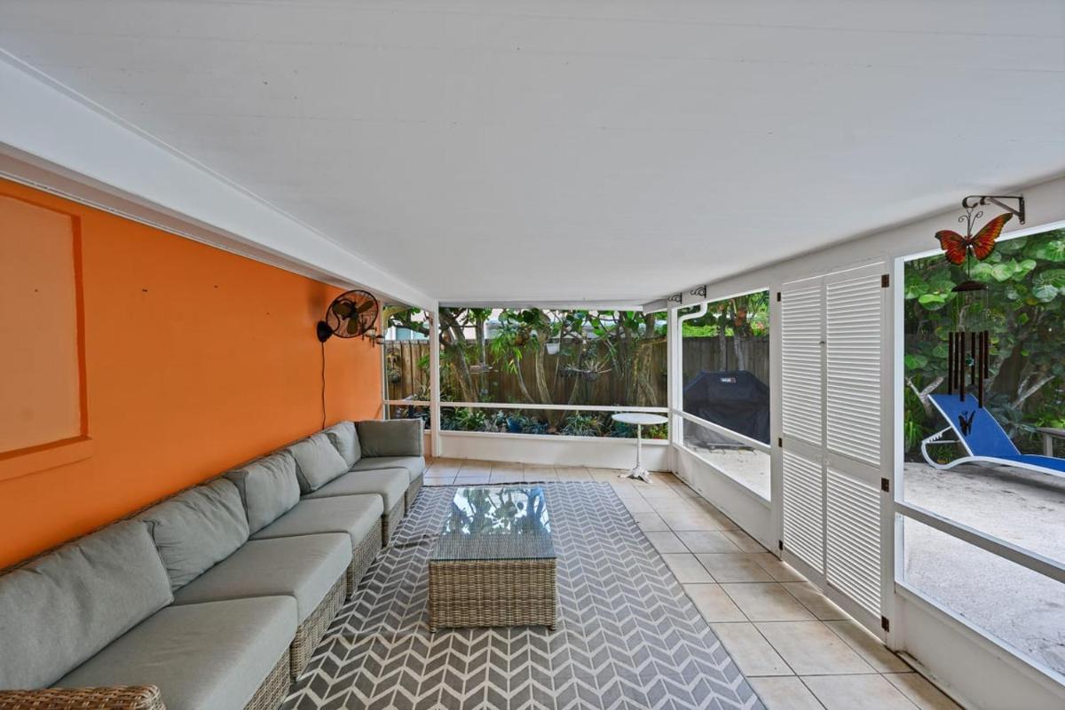 Villa photo 1