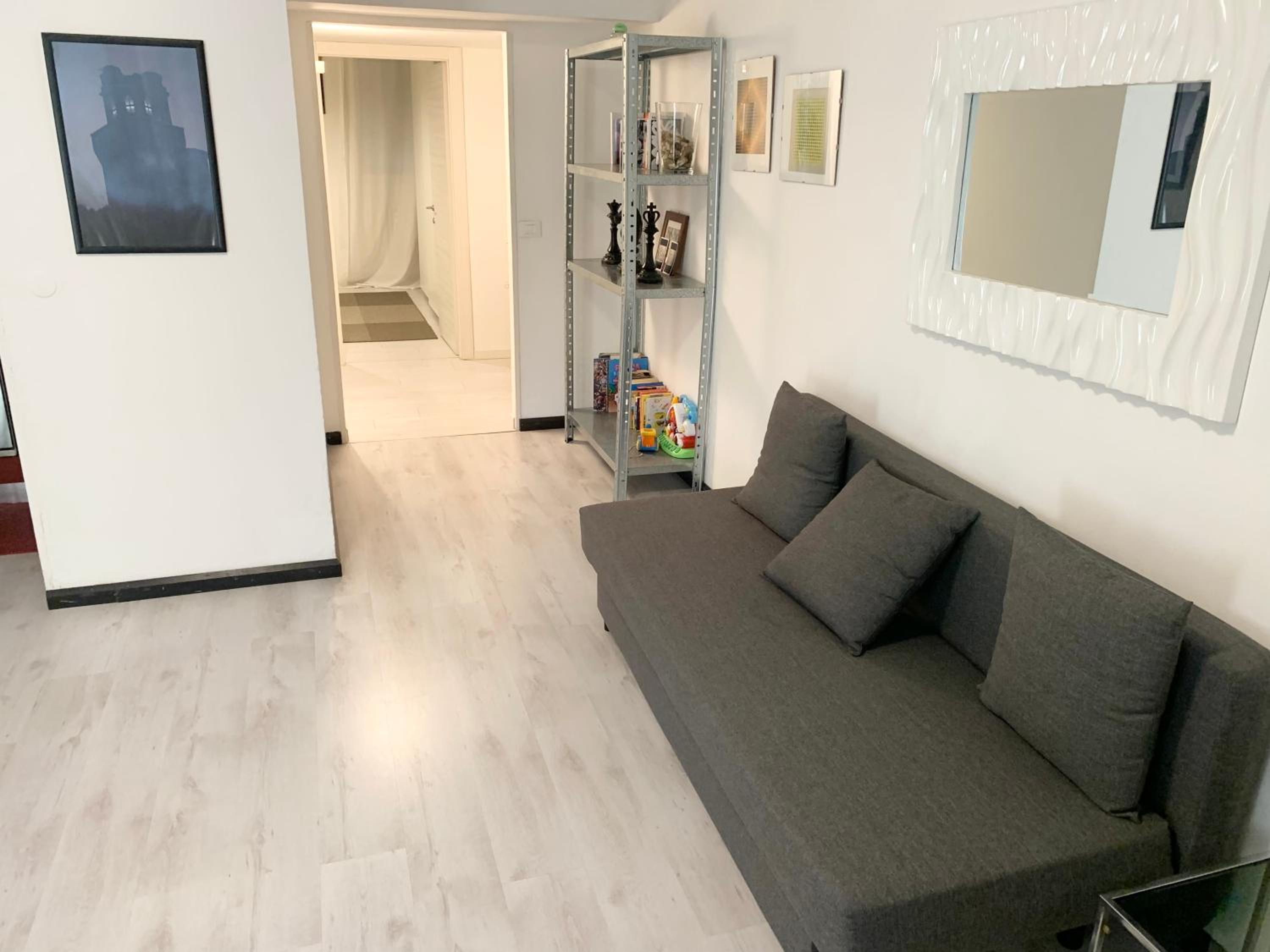 Apartment with Garden View