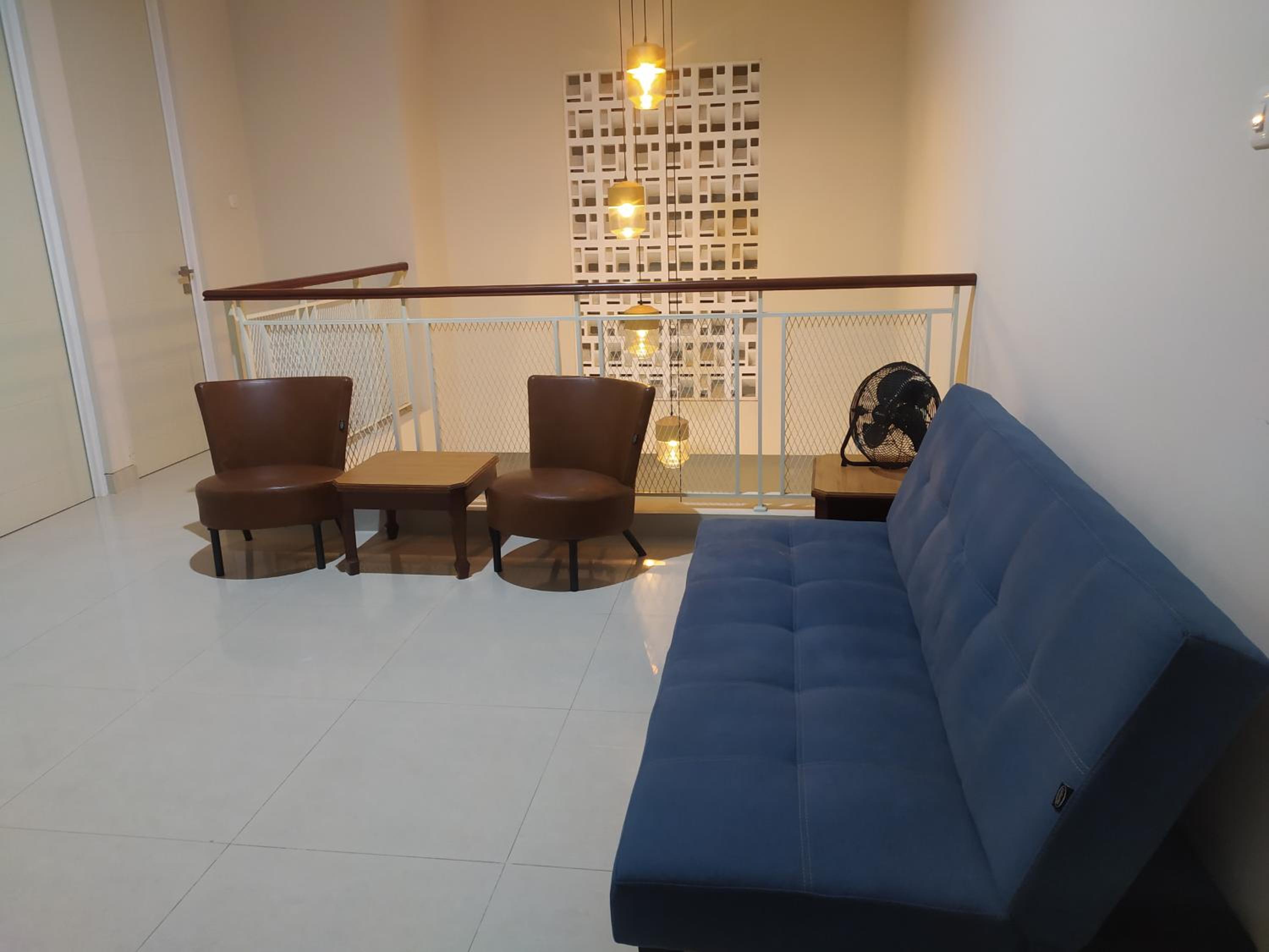 Four-Bedroom House - Photo 10