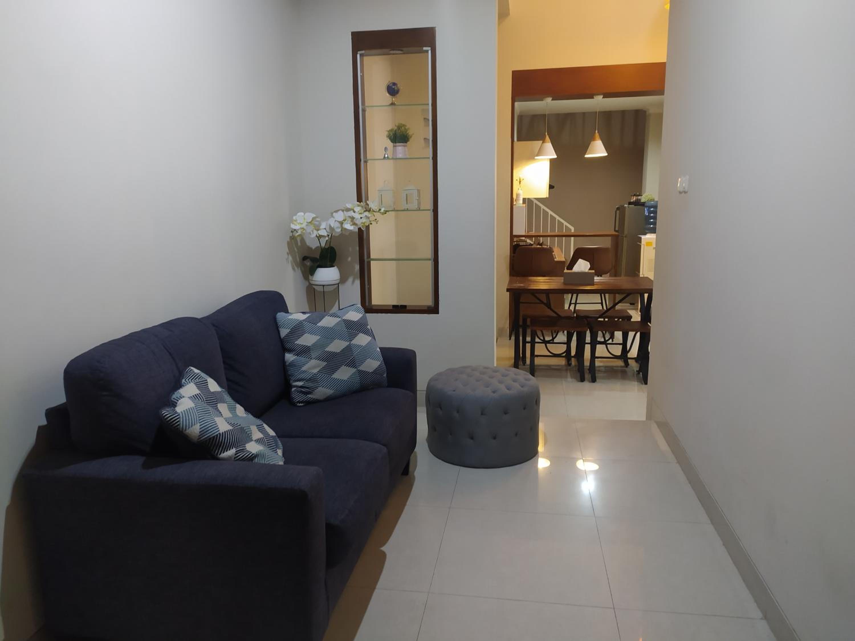 Four-Bedroom House - Photo 8