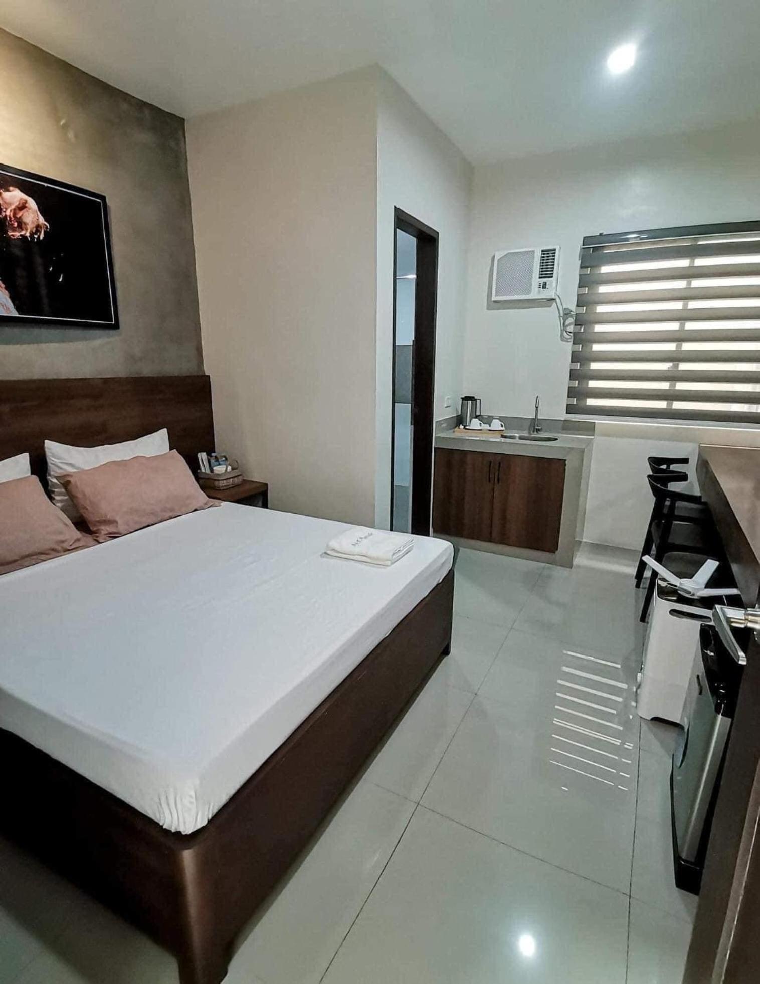 Superior Double or Twin Room - Photo 11