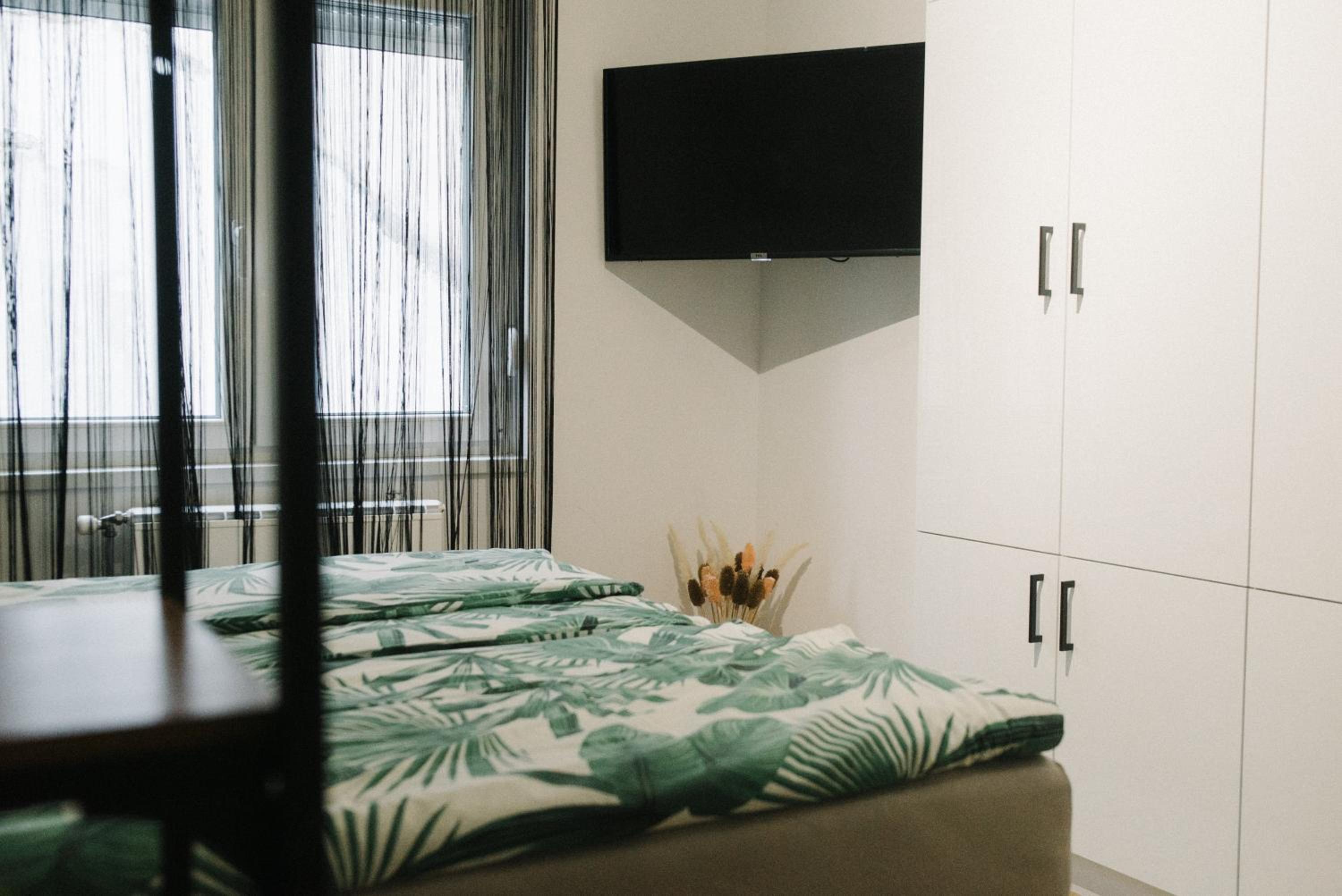 Apartment photo 2