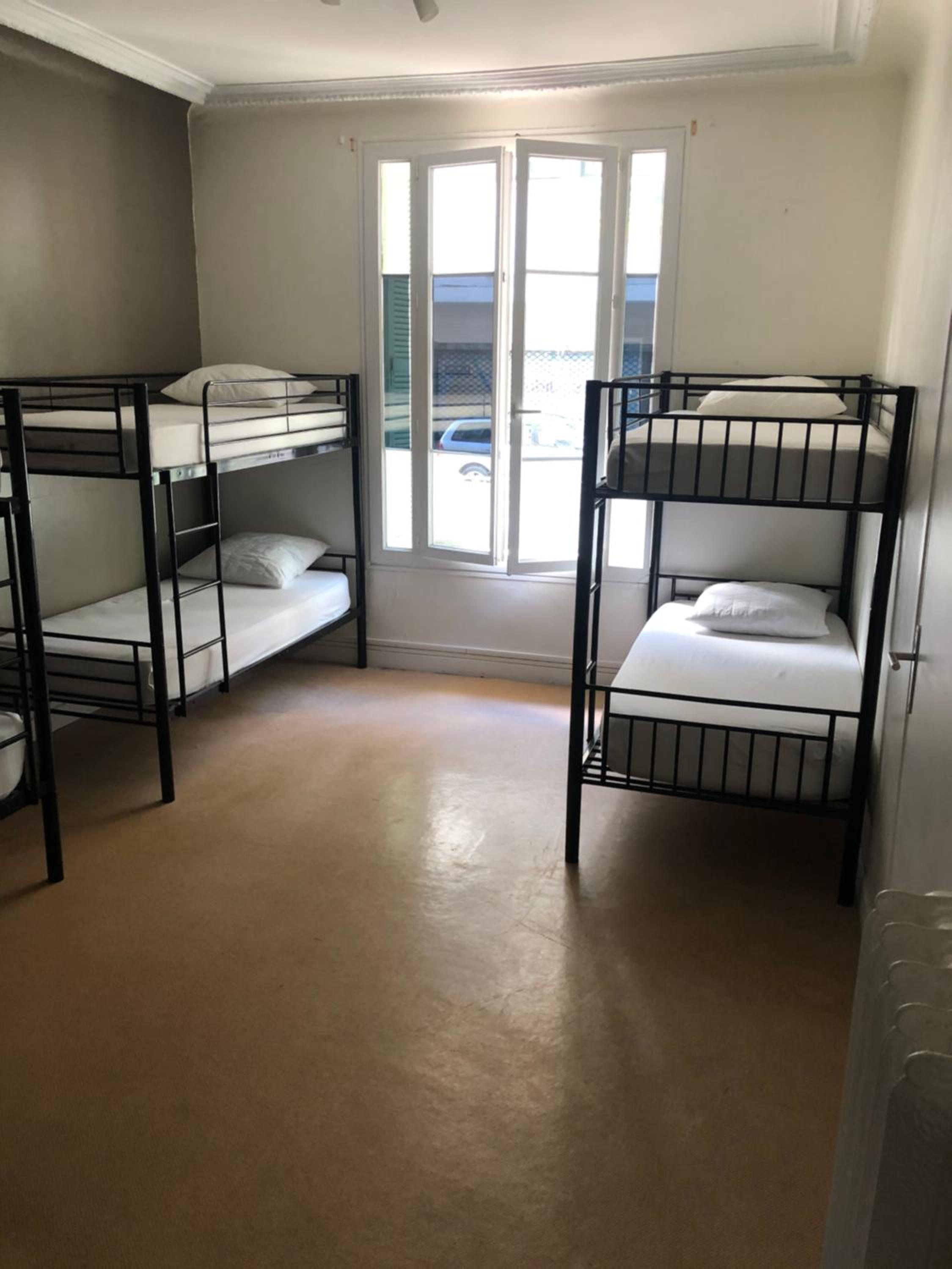 Bed in 6-Bed Mixed Dormitory Room
